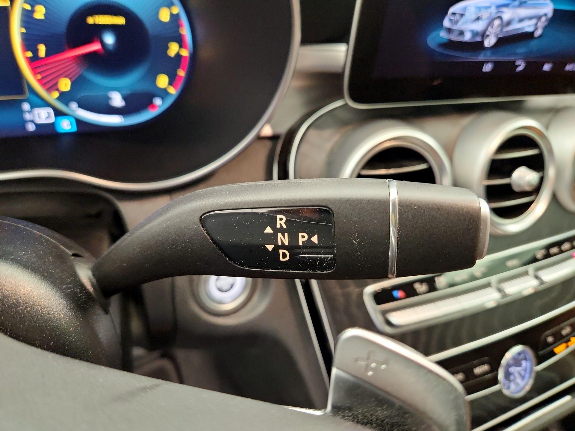 Thumbnail: 2021 Mercedes-Benz C-Class - 16