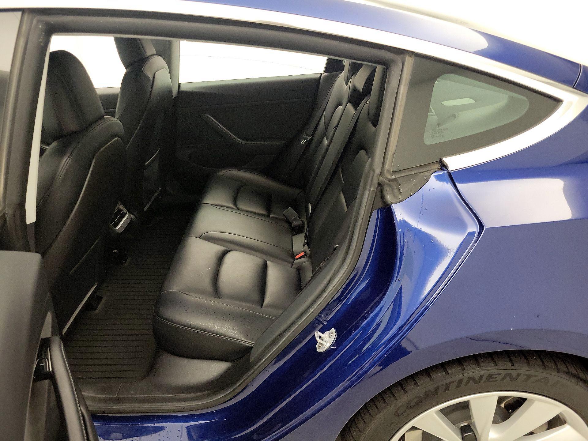 Thumbnail: 2020 Tesla Model 3 - 19