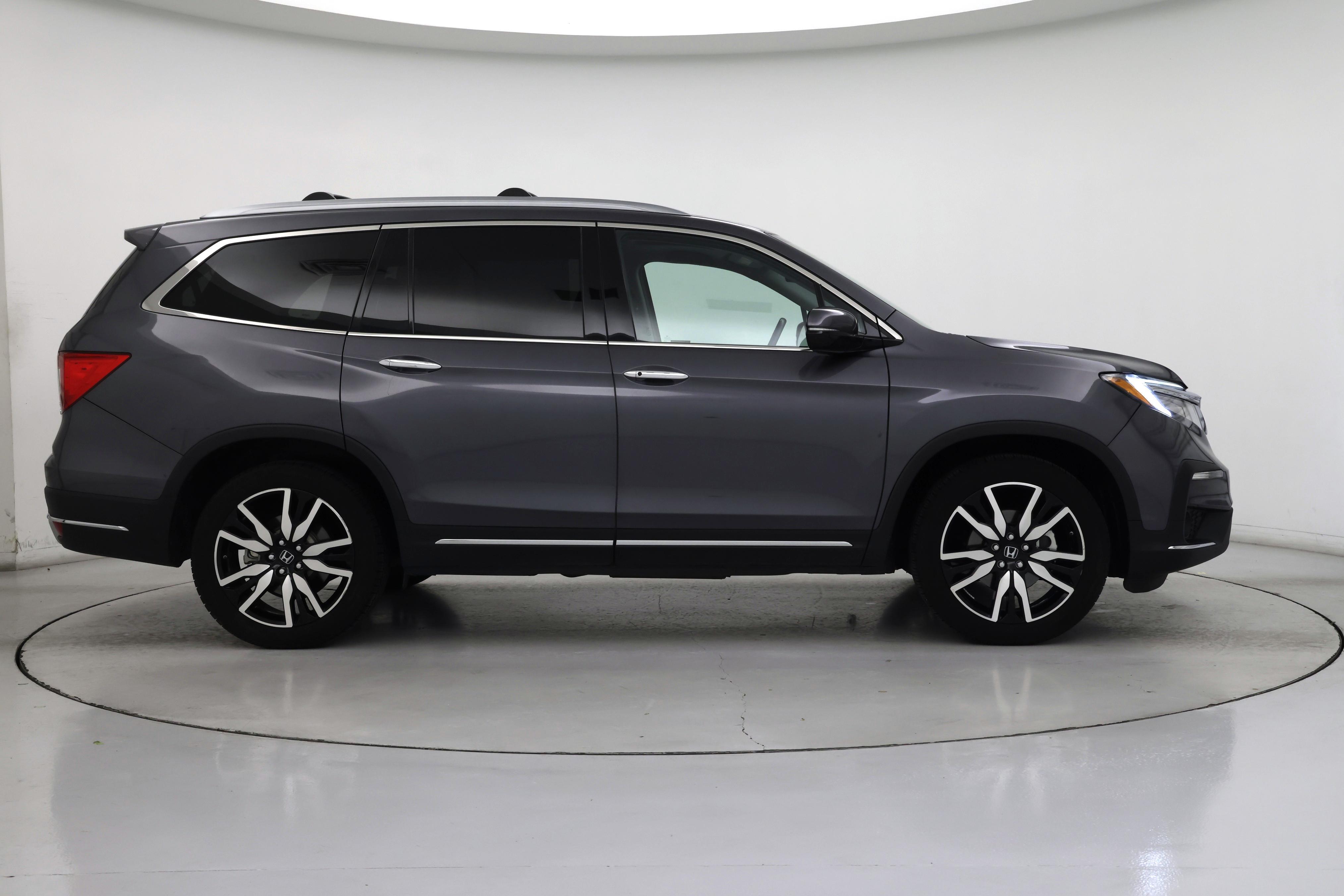 Thumbnail: 2019 Honda Pilot - 7