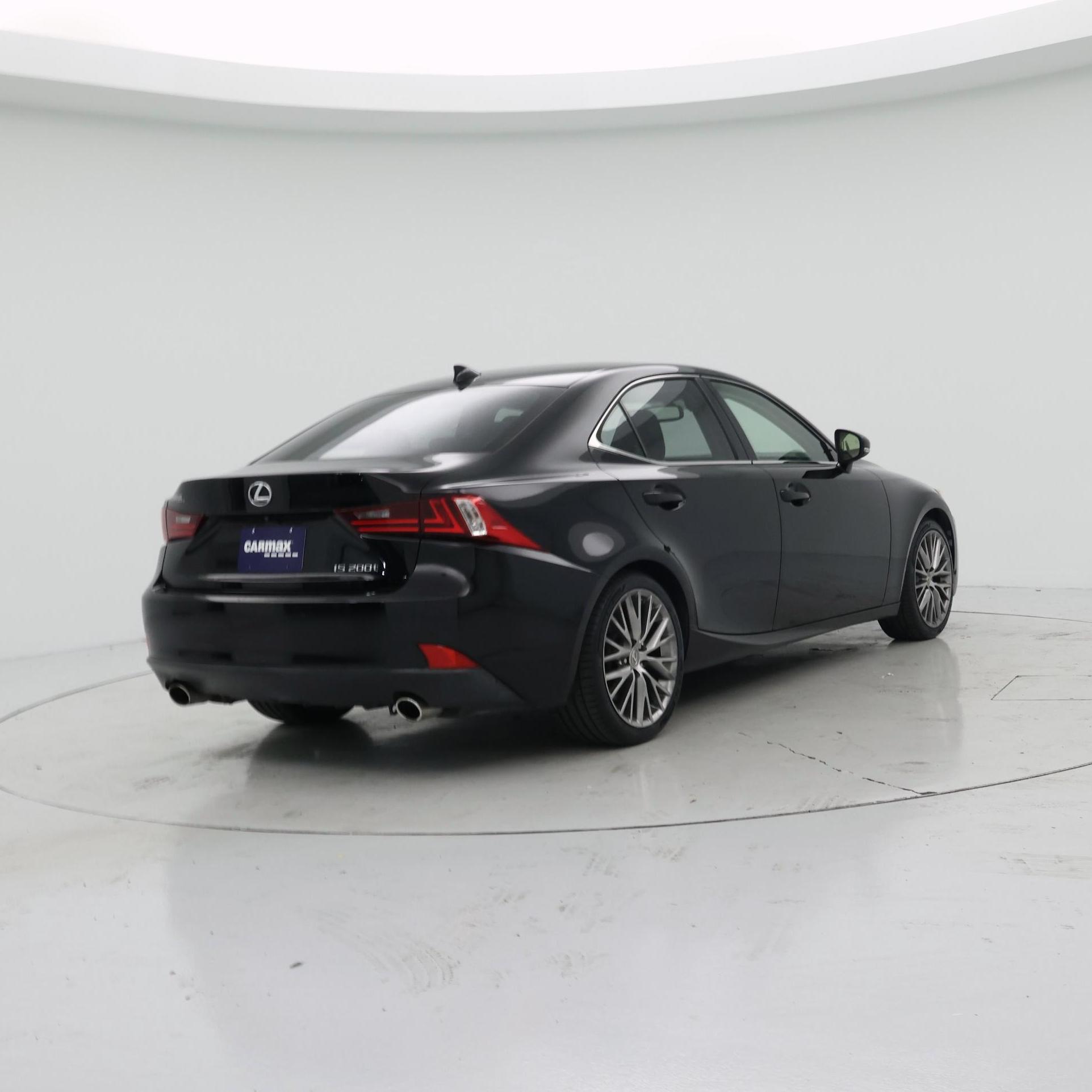 Thumbnail: 2016 Lexus IS - 8