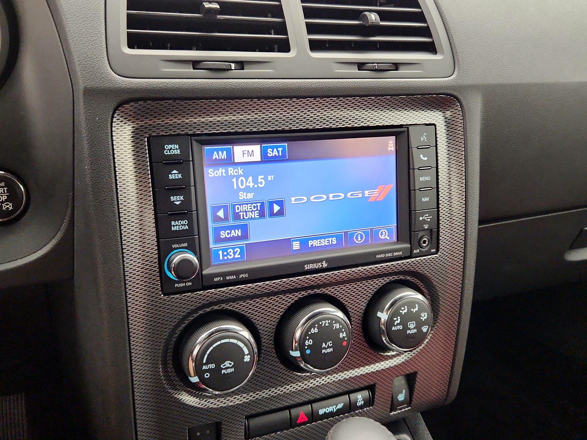 Thumbnail: 2014 Dodge Challenger - 14