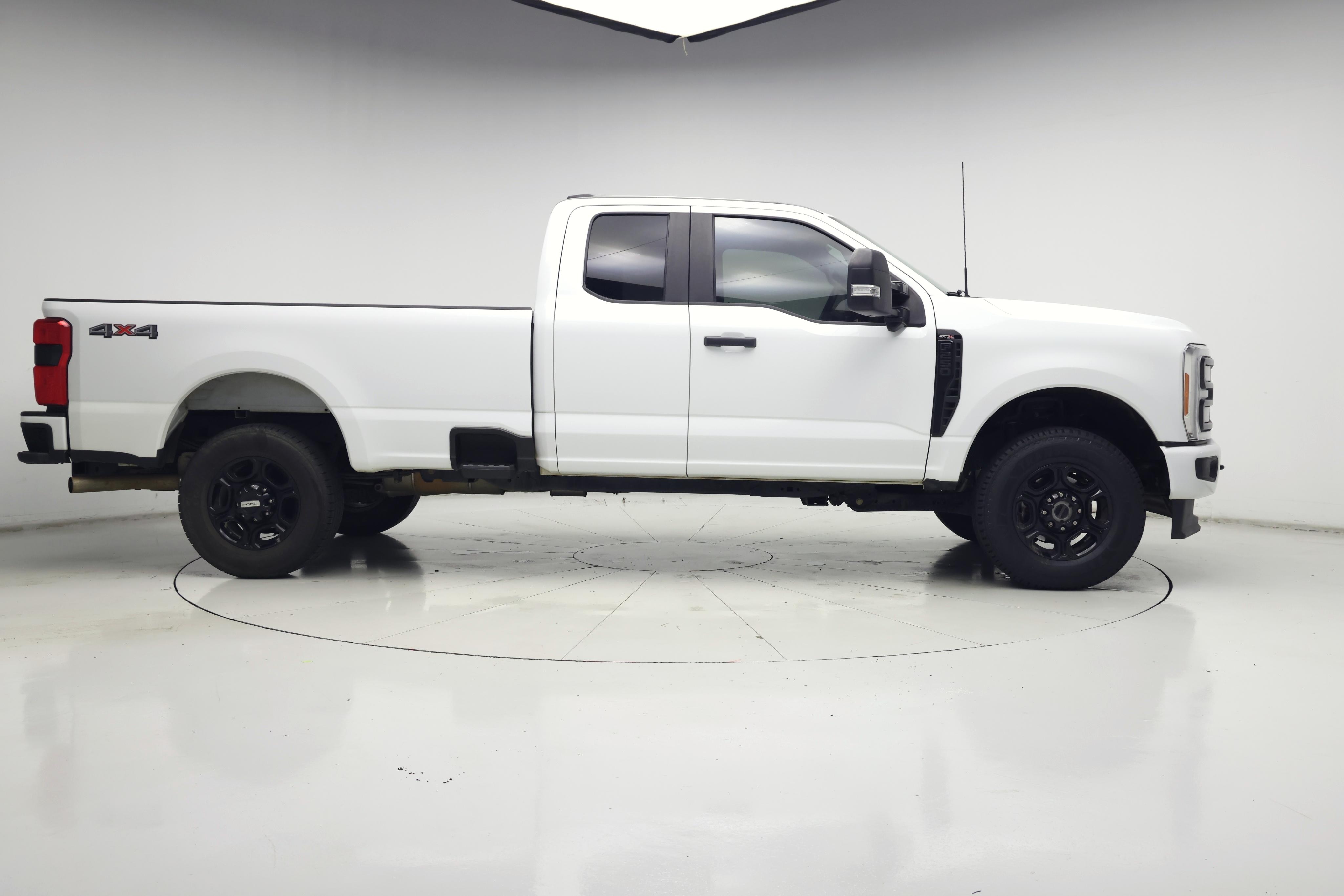 Thumbnail: 2023 Ford F-250 - 7