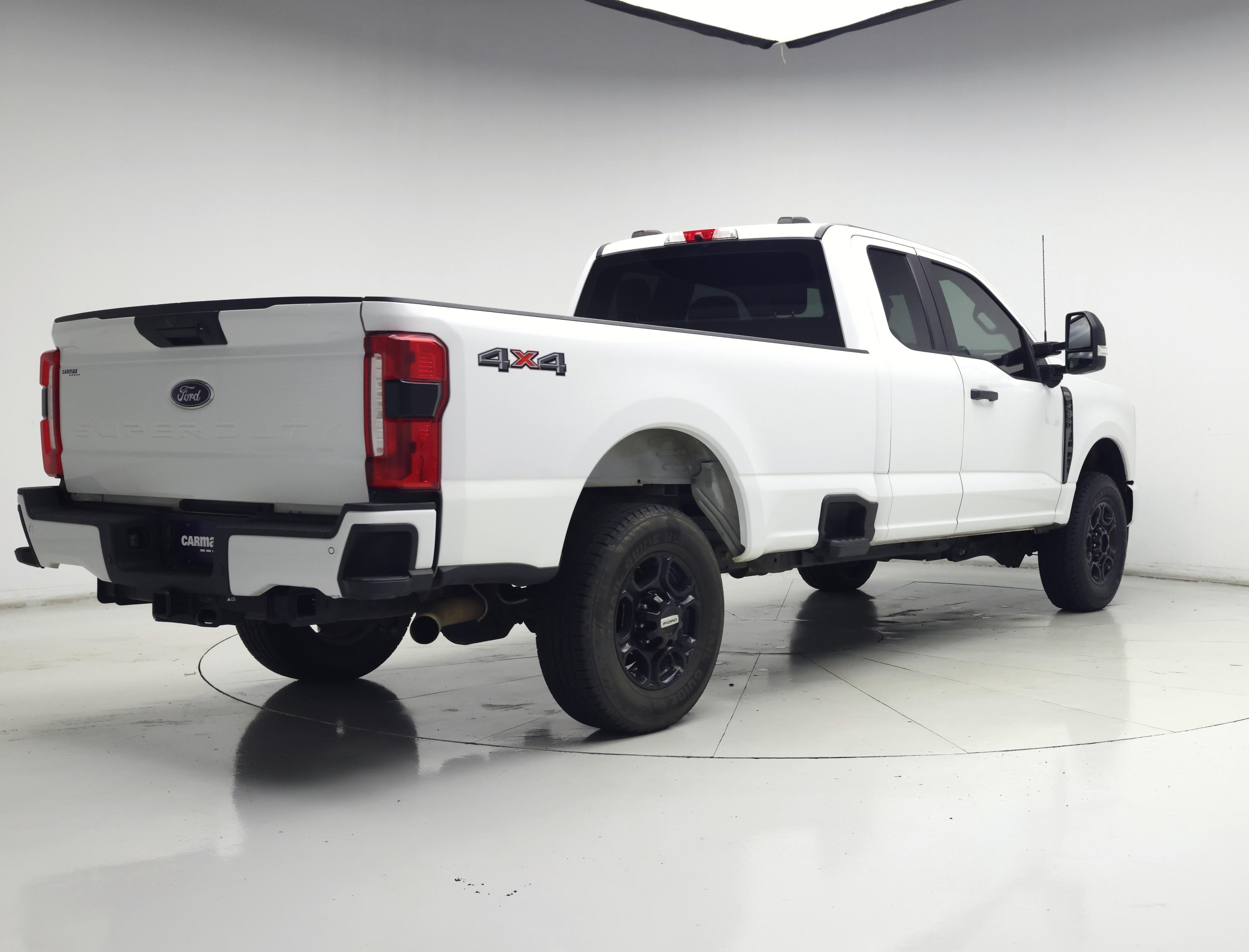 Thumbnail: 2023 Ford F-250 - 8