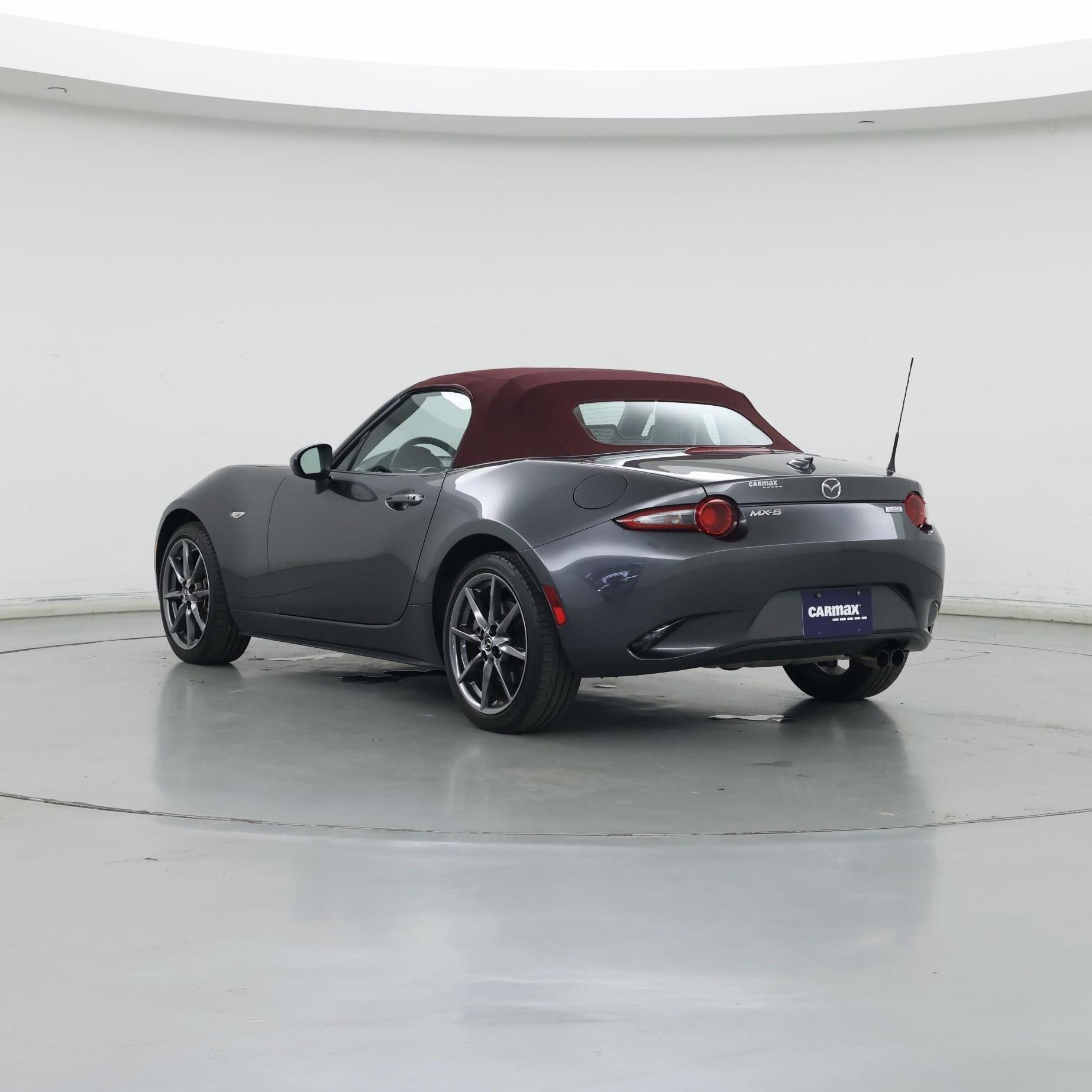 Thumbnail: 2018 Mazda MX-5 Miata - 2