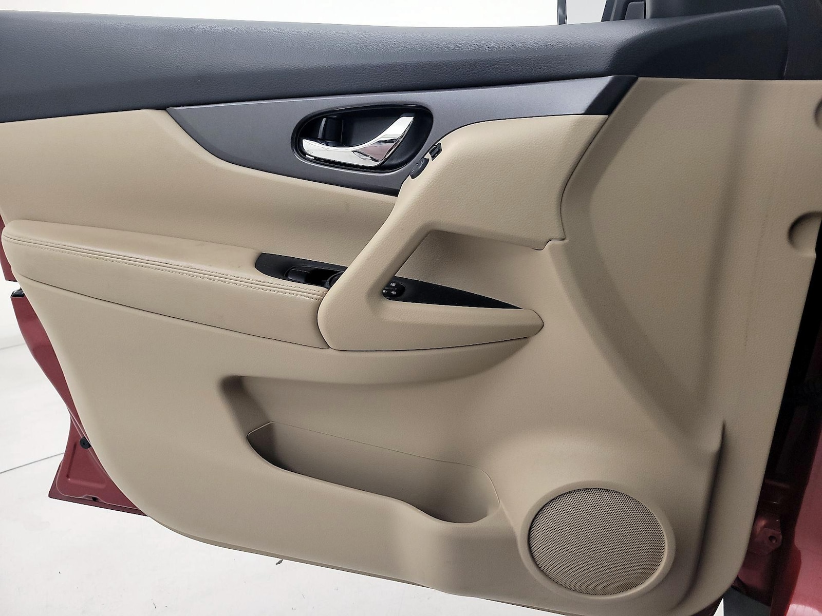 2016 Nissan Rogue S - Photo 13