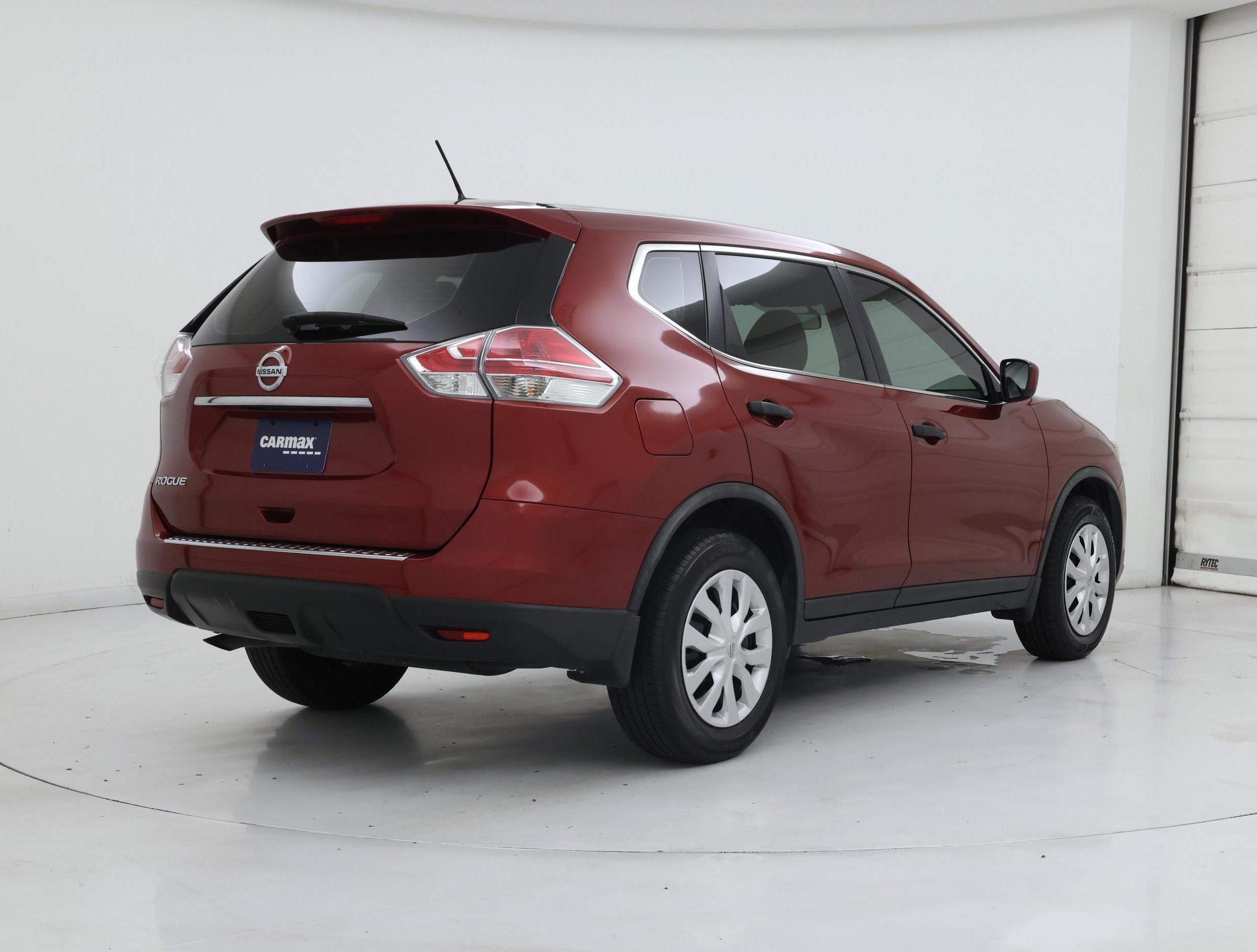 Thumbnail: 2016 Nissan Rogue - 8