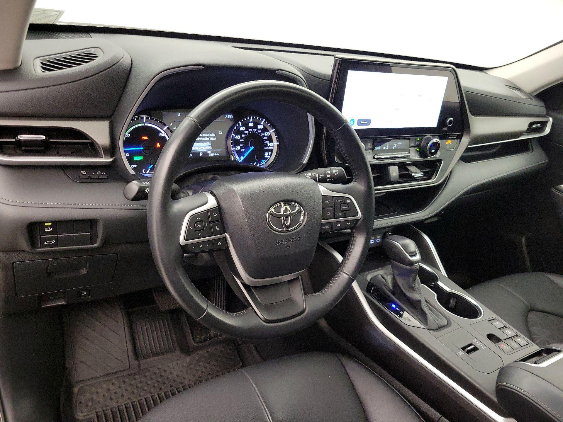 Thumbnail: 2024 Toyota Highlander - 9