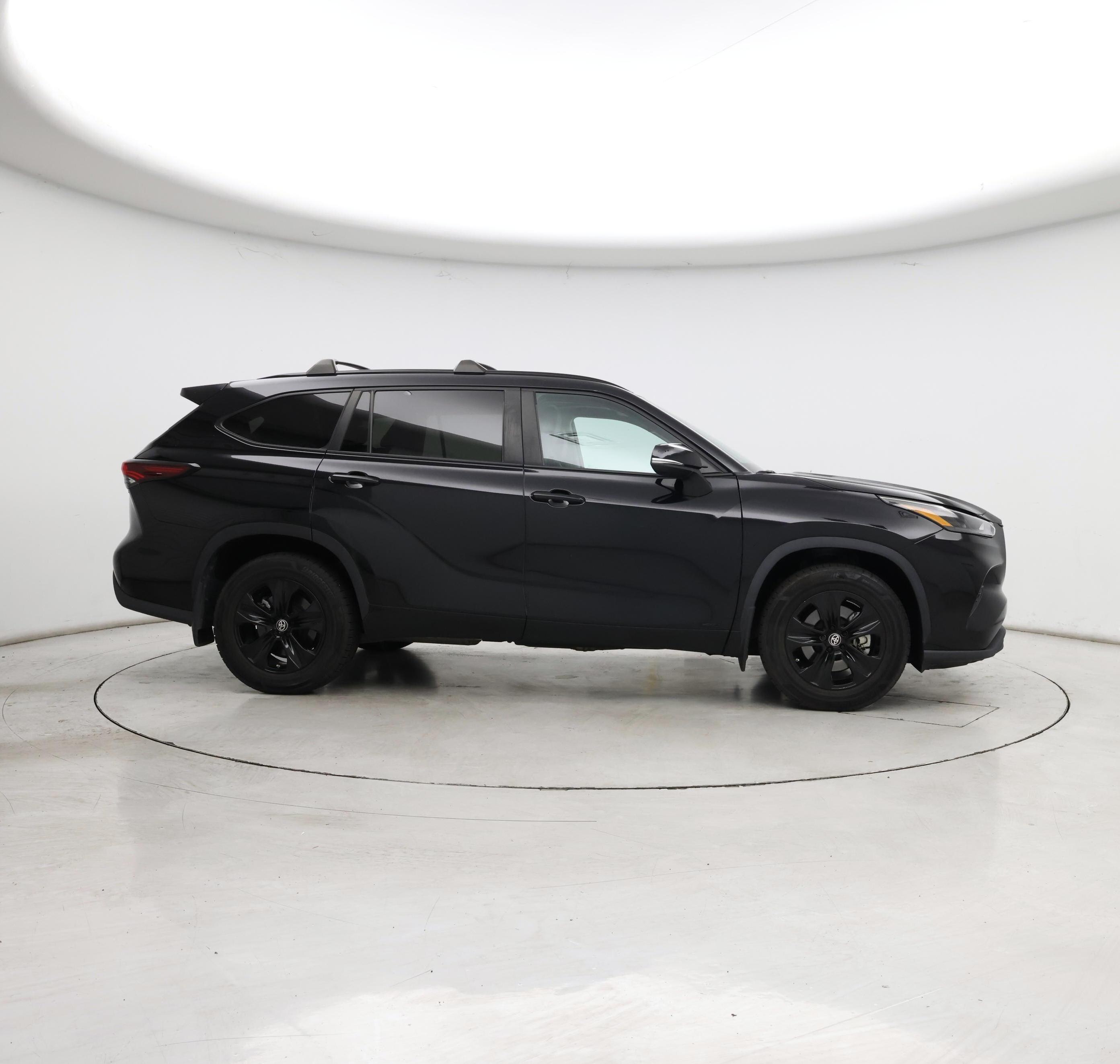 Thumbnail: 2024 Toyota Highlander - 7