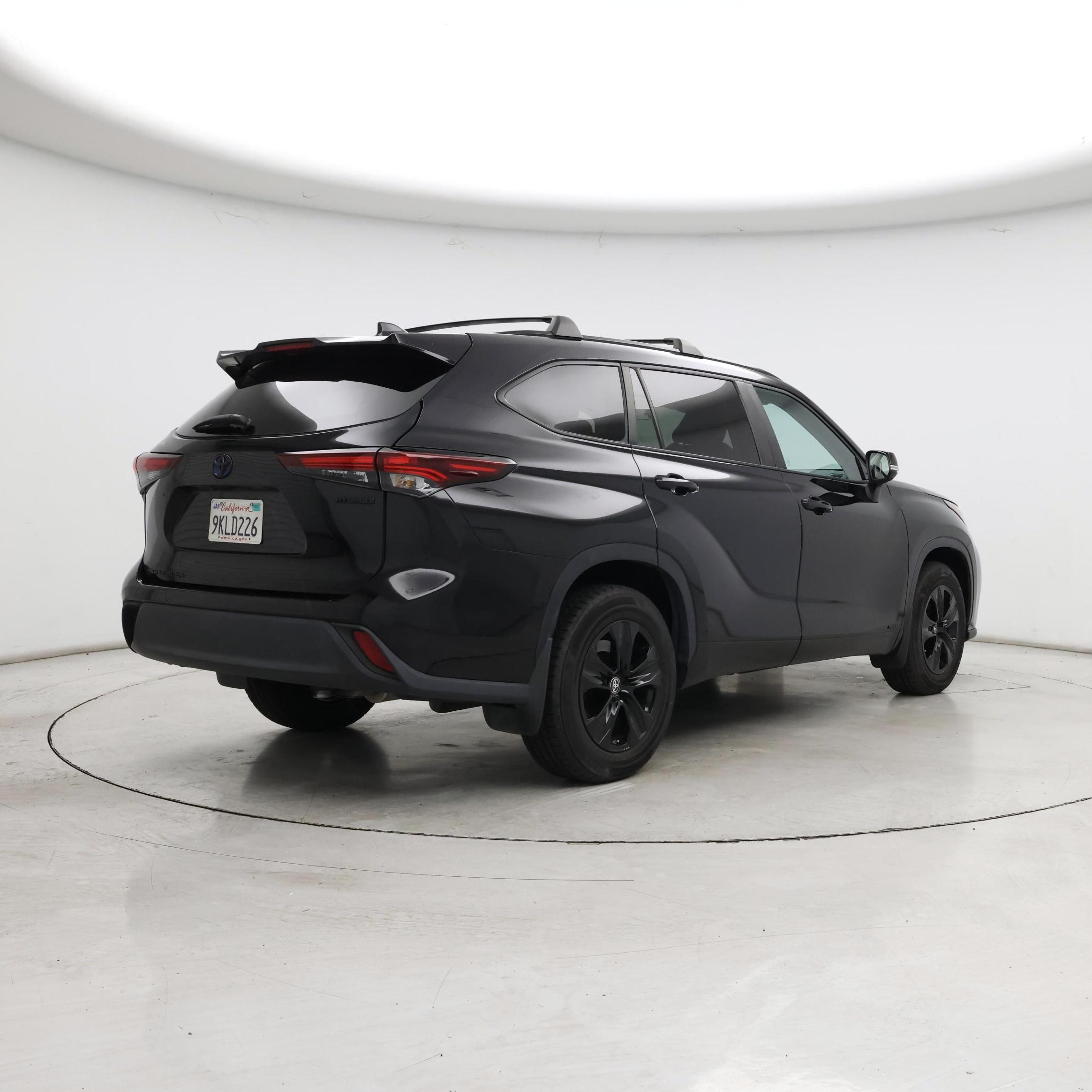 Thumbnail: 2024 Toyota Highlander - 8