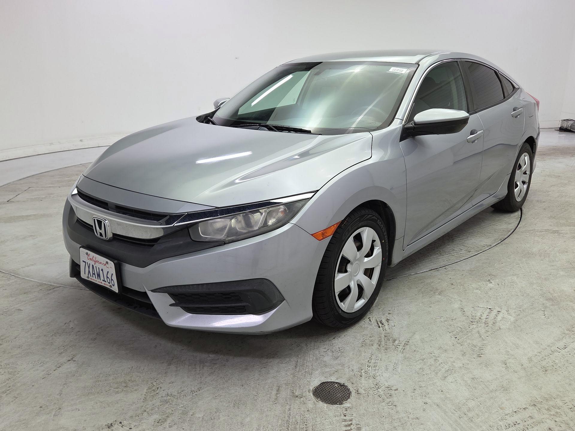 Thumbnail: 2017 Honda Civic - 3