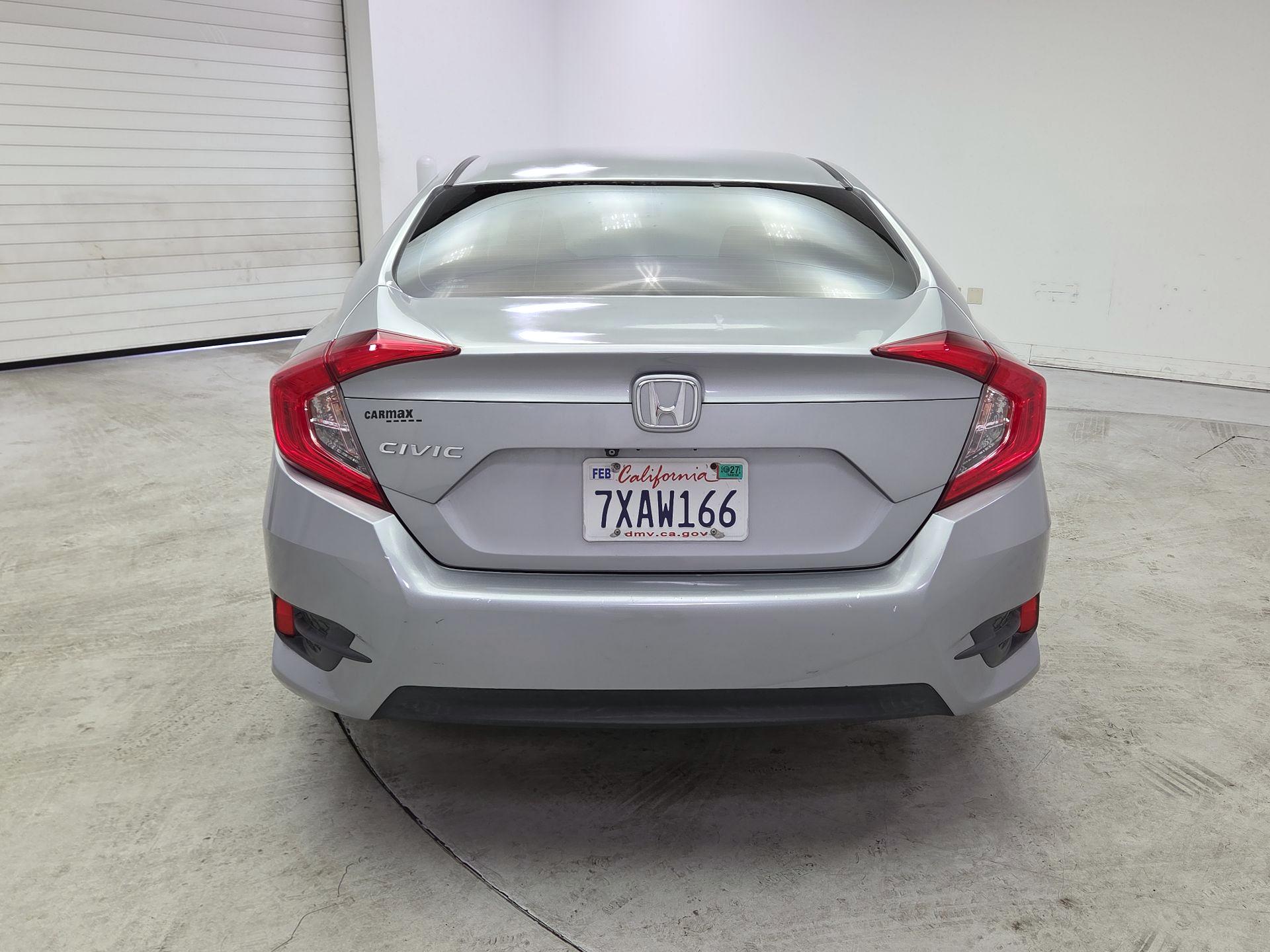 Thumbnail: 2017 Honda Civic - 6