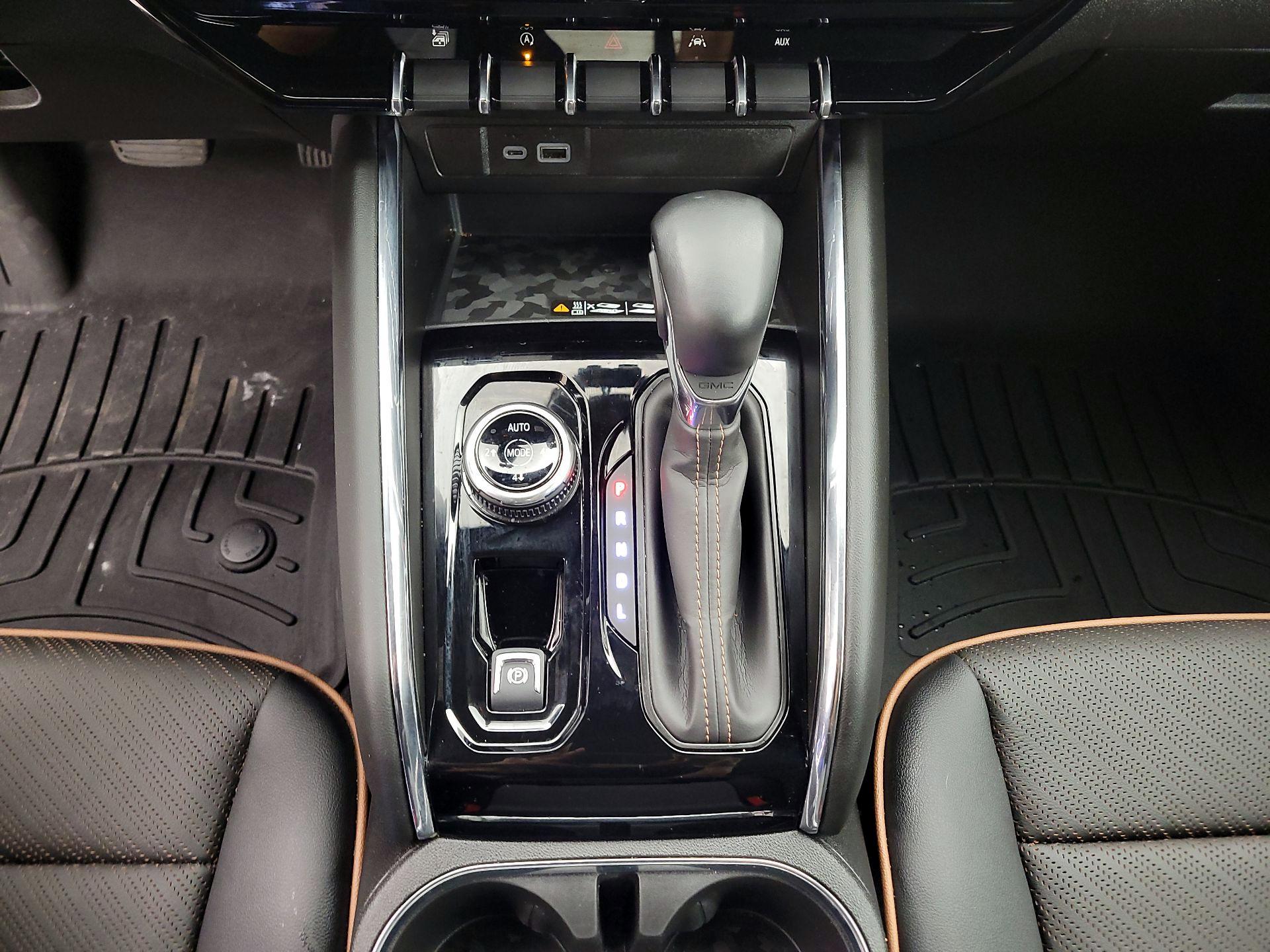Thumbnail: 2024 GMC Canyon - 17