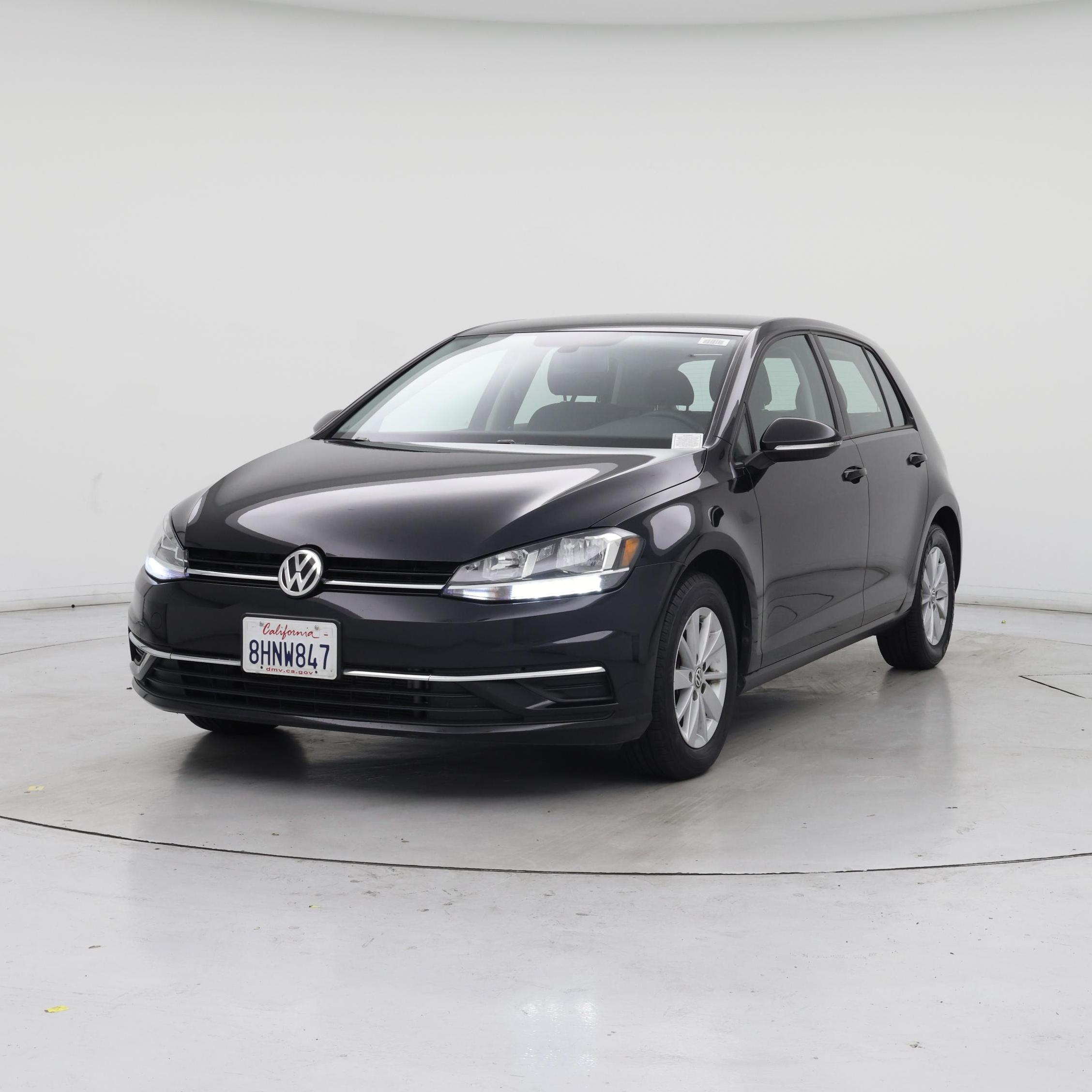 Thumbnail: 2019 Volkswagen Golf - 4