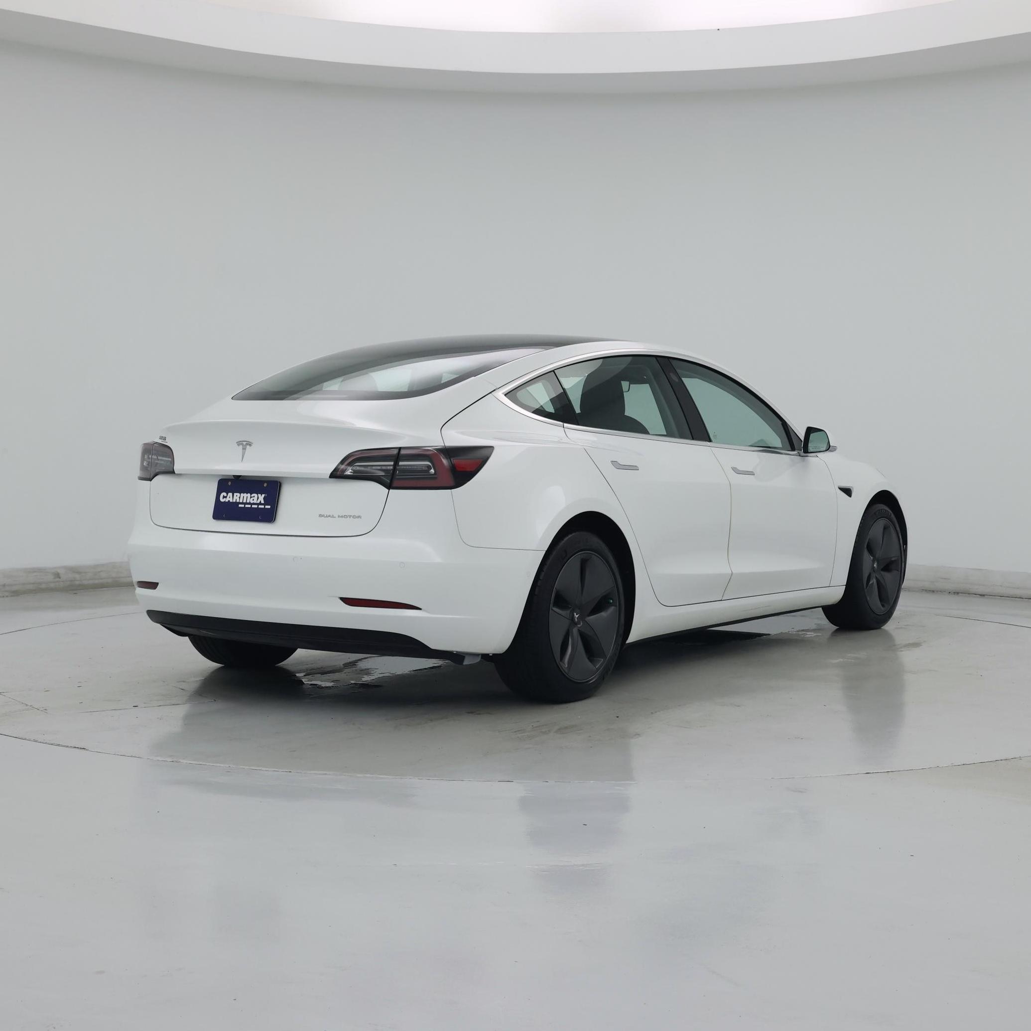 Thumbnail: 2020 Tesla Model 3 - 8