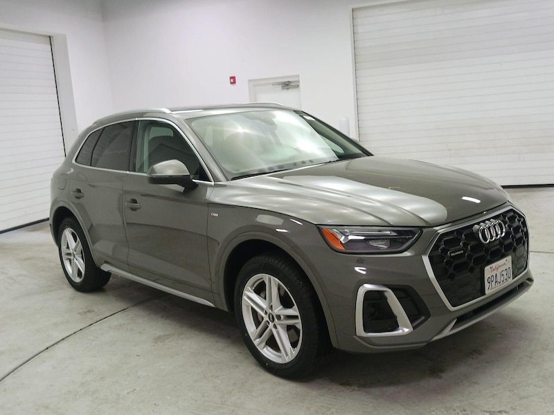 2023 Audi Q5 Plug-in Hybrid S-Line Premium Plus