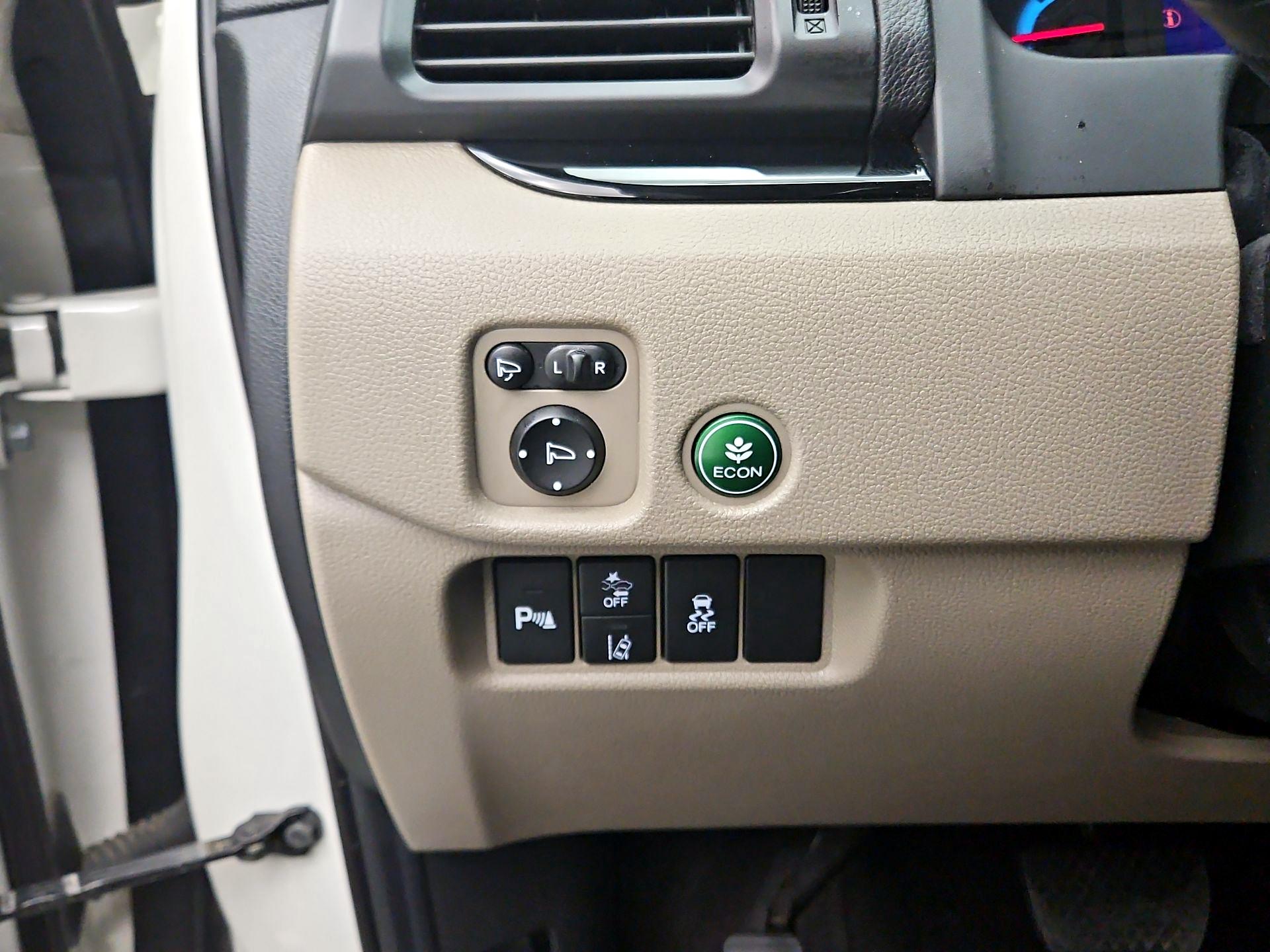 Thumbnail: 2019 Honda Pilot - 13