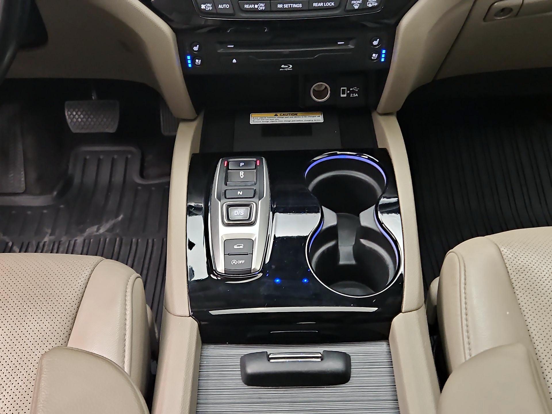 Thumbnail: 2019 Honda Pilot - 18