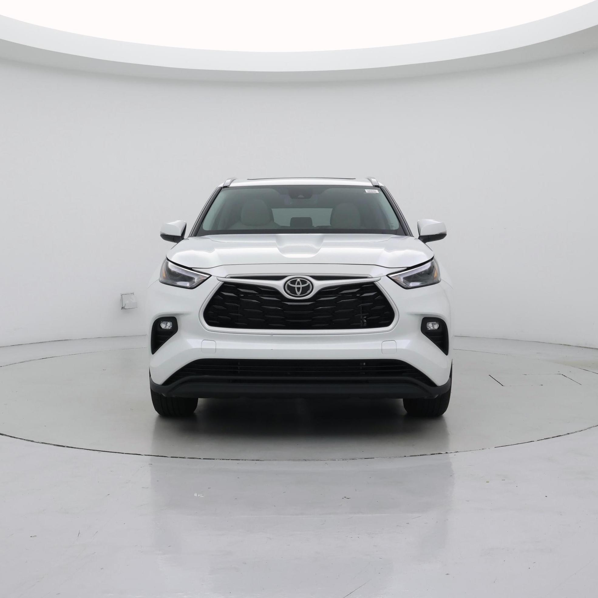 Thumbnail: 2022 Toyota Highlander - 5