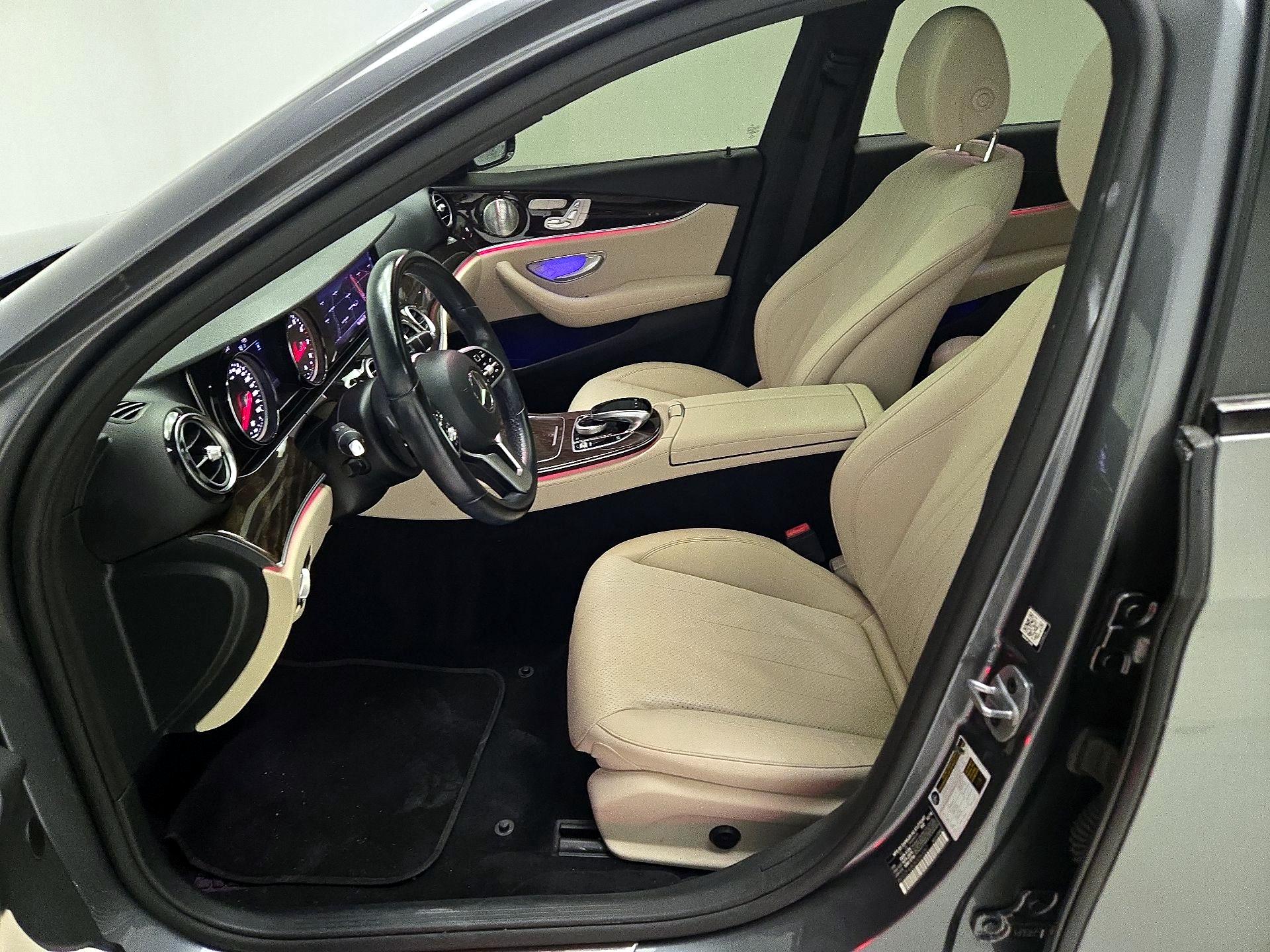 Thumbnail: 2019 Mercedes-Benz E-Class - 11