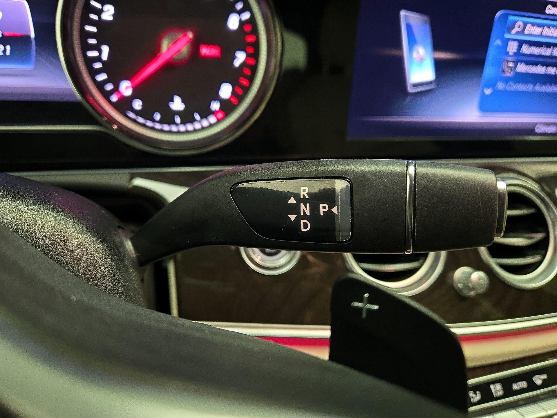 Thumbnail: 2019 Mercedes-Benz E-Class - 17