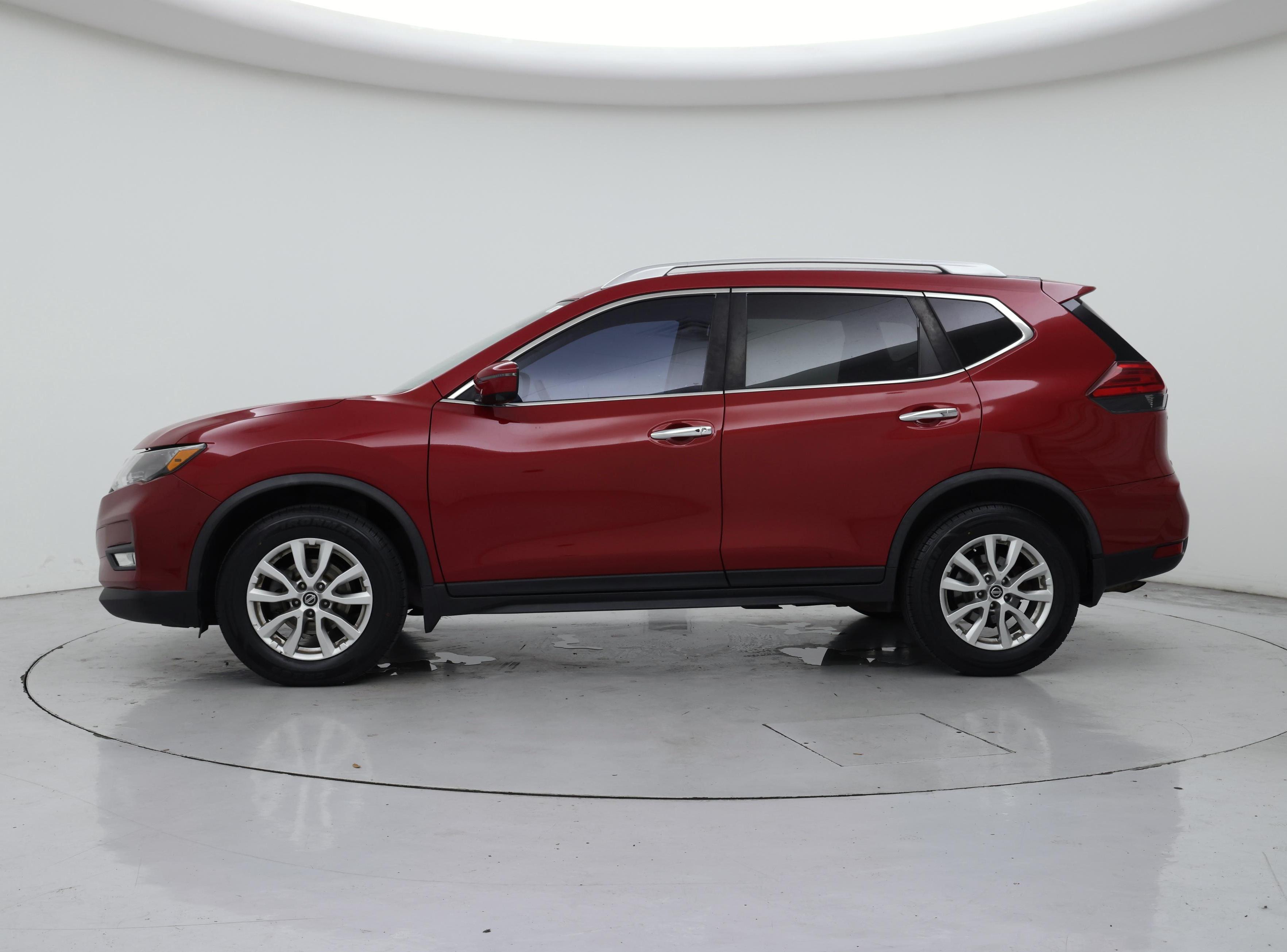 Thumbnail: 2017 Nissan Rogue - 3