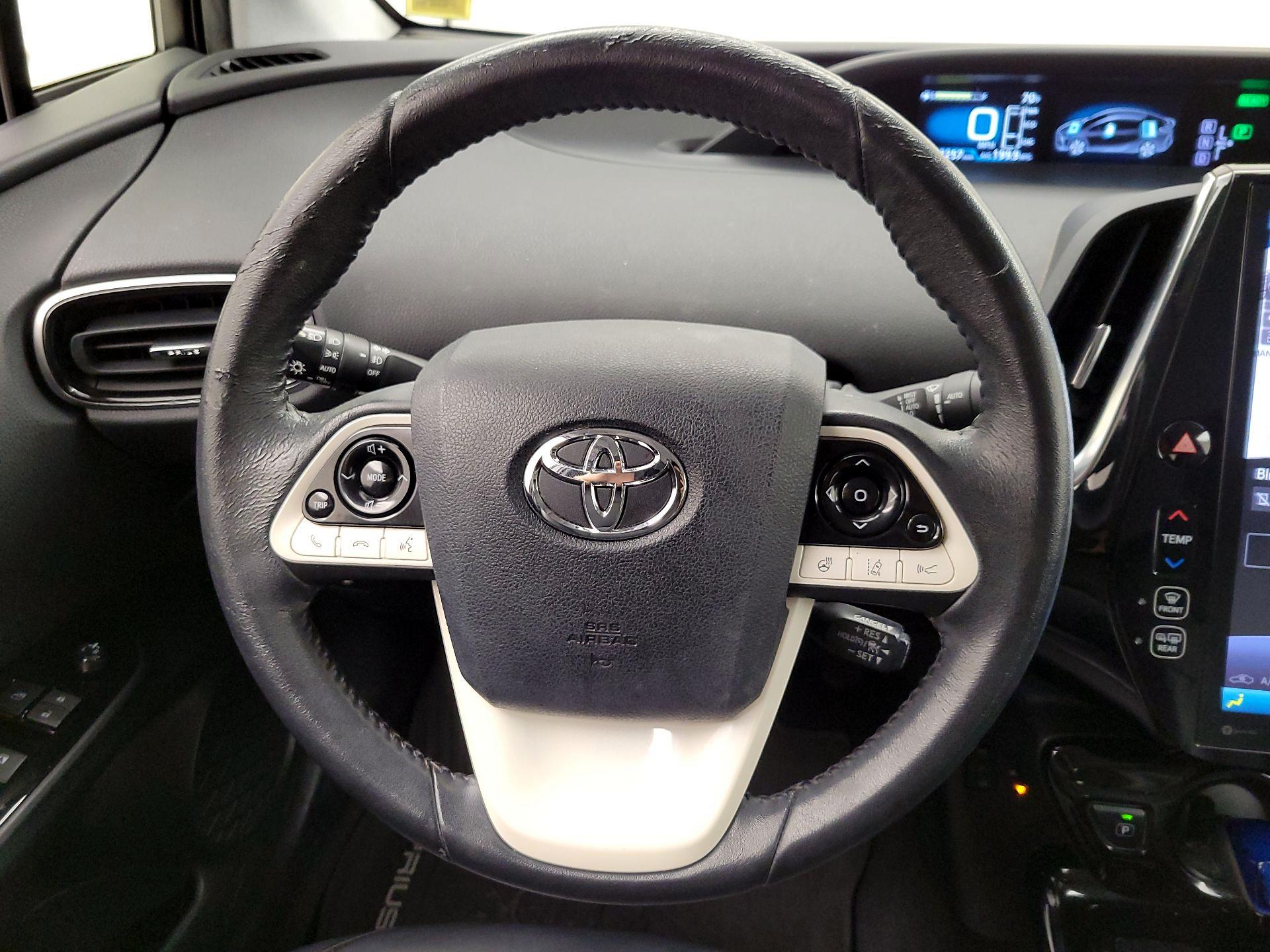 Thumbnail: 2017 Toyota Prius Prime - 10