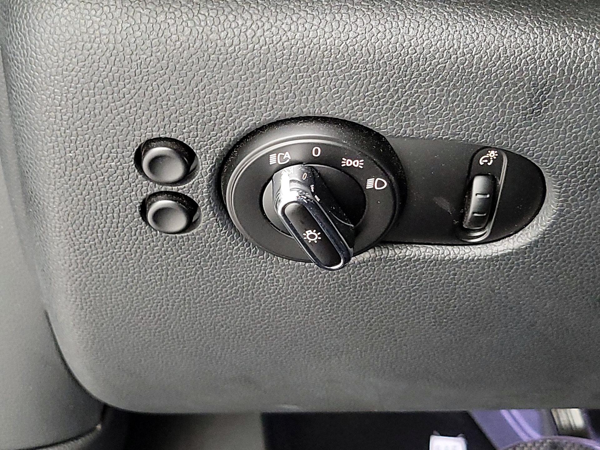 Thumbnail: 2016 MINI Cooper - 13