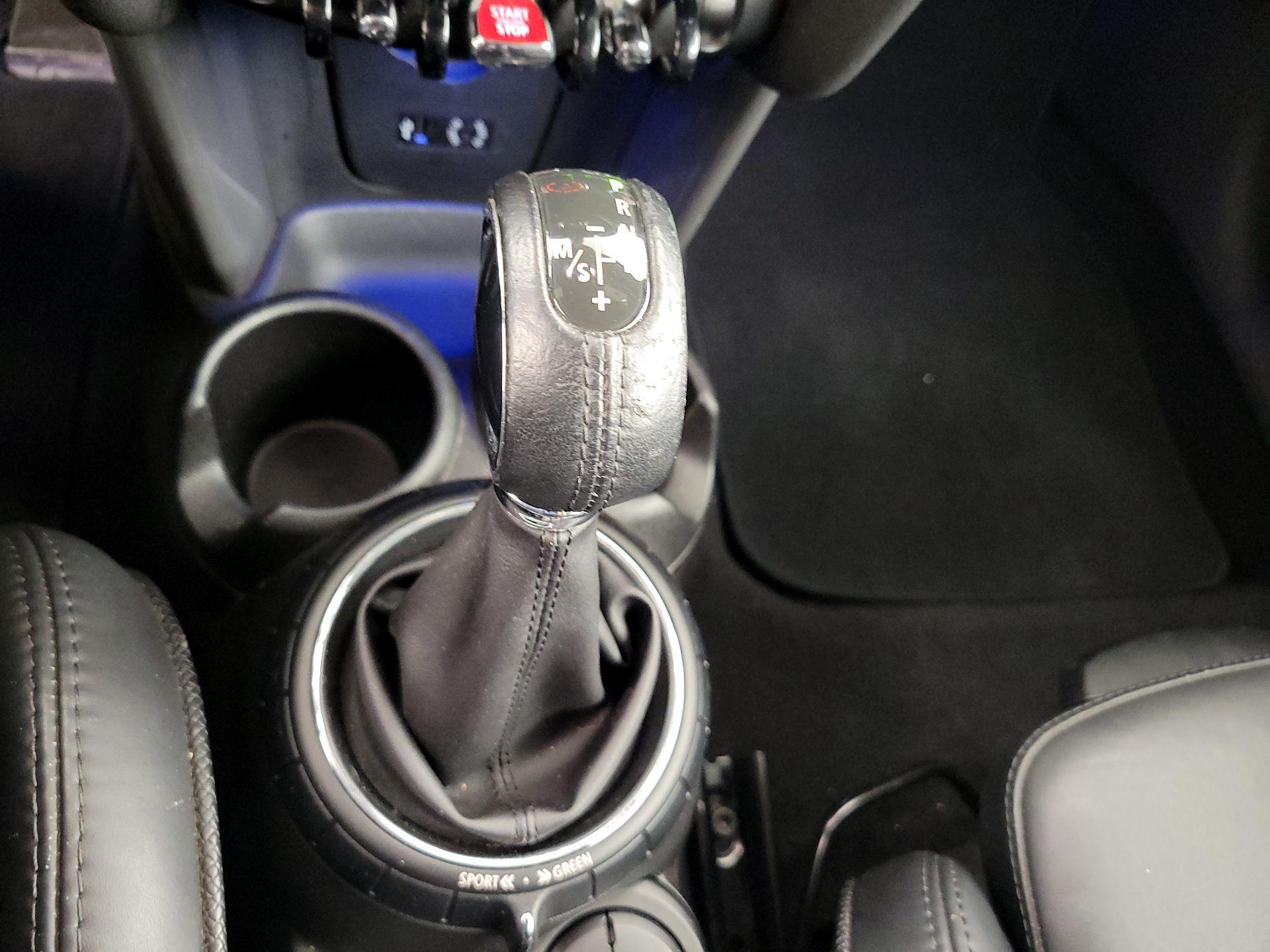 Thumbnail: 2016 MINI Cooper - 16