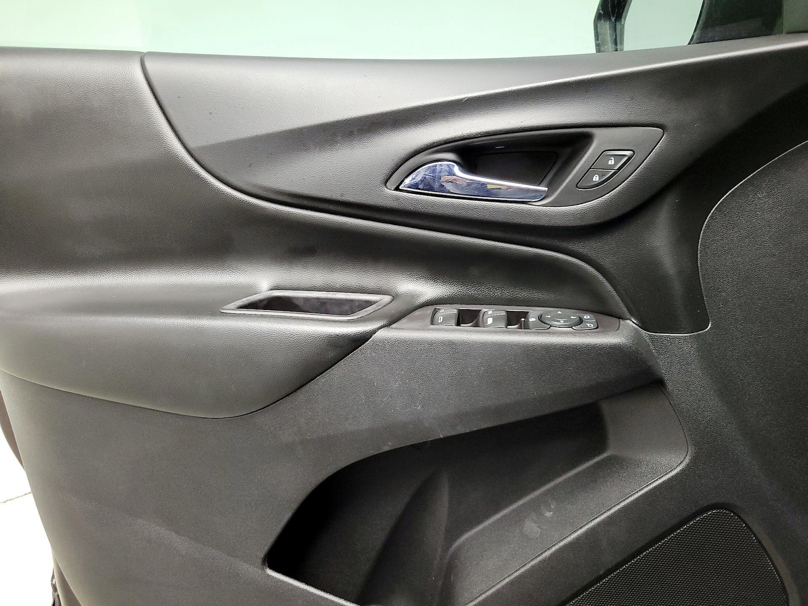 2020 Chevrolet Equinox LT - Photo 13