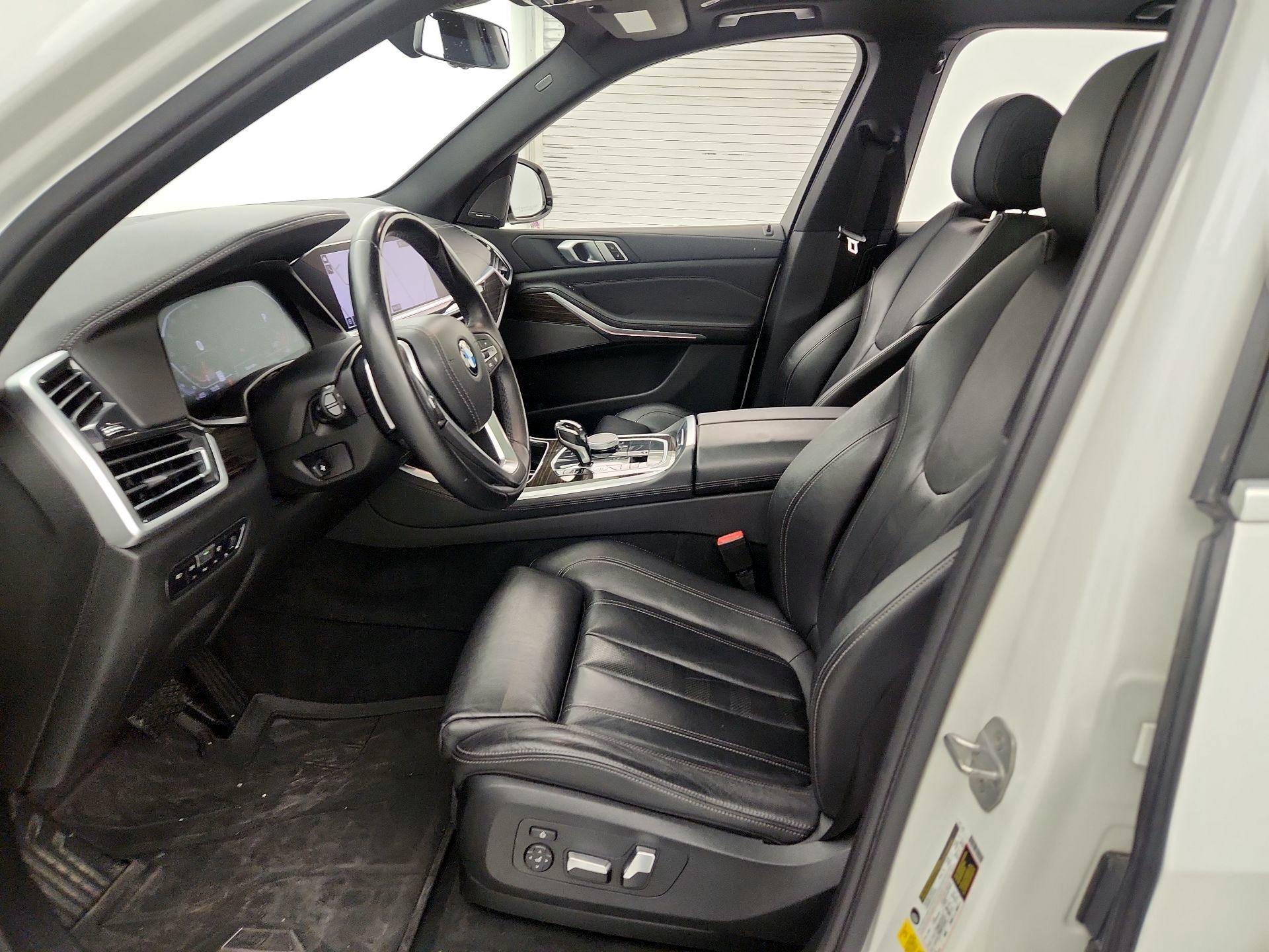 Thumbnail: 2020 BMW X5 - 11