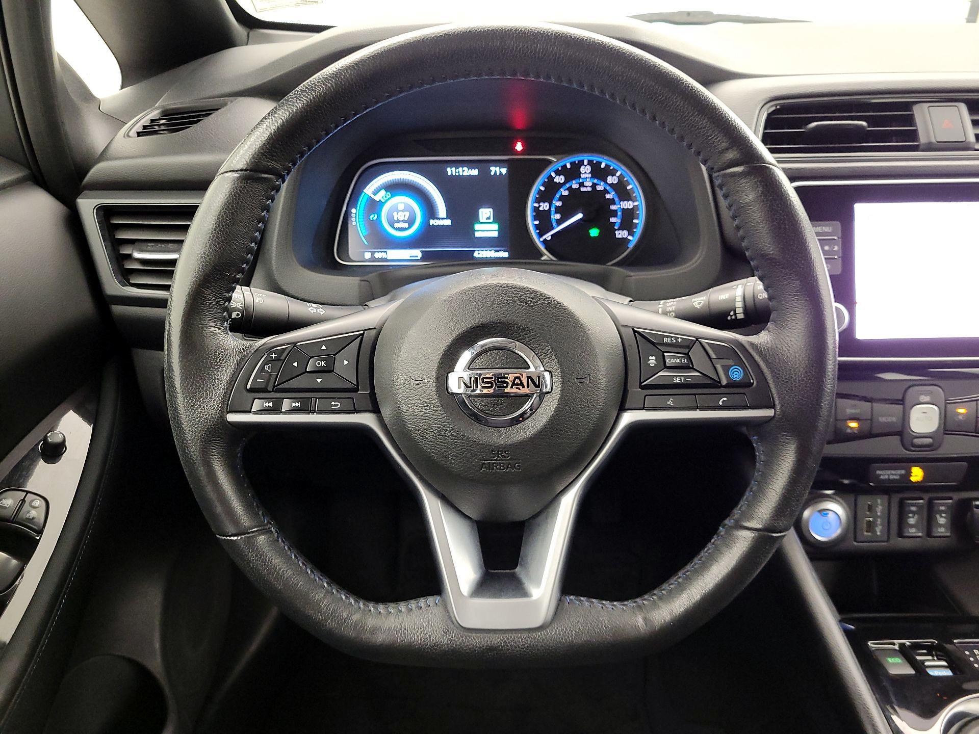 Thumbnail: 2021 Nissan Leaf - 10