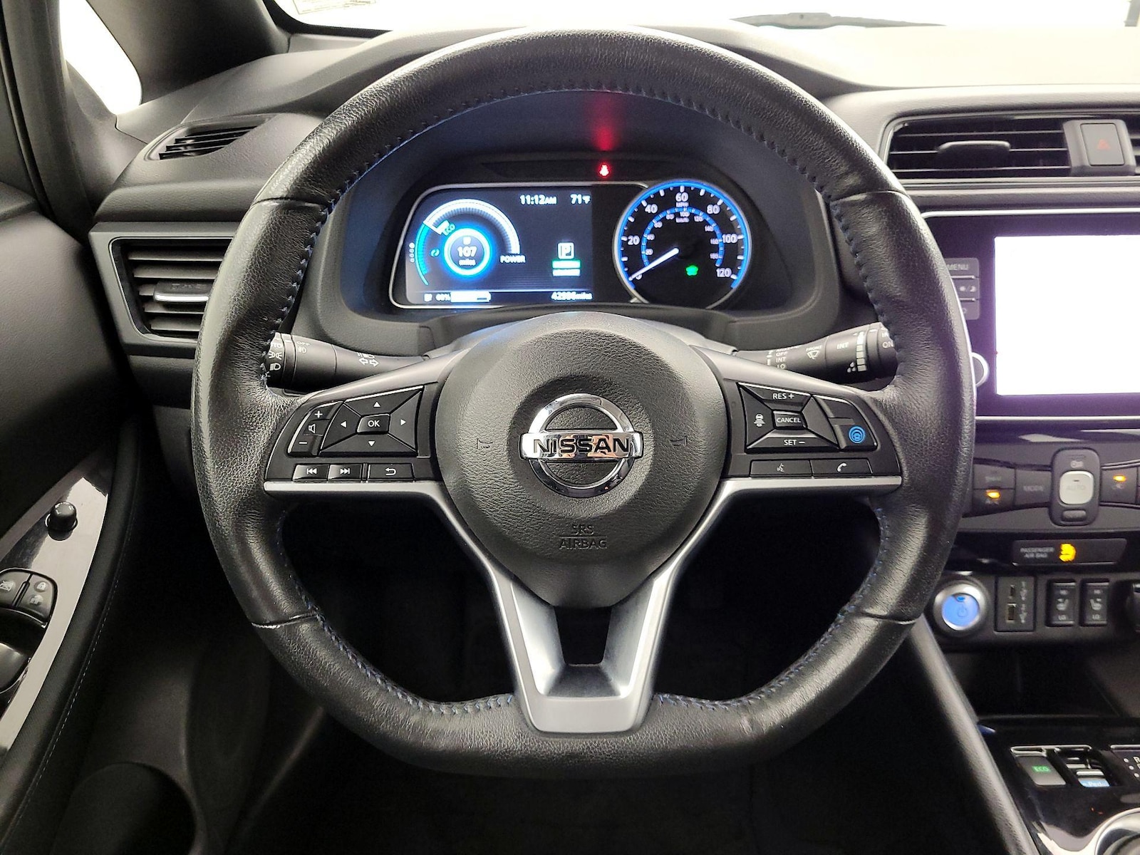 2021 Nissan Leaf SV - Photo 11