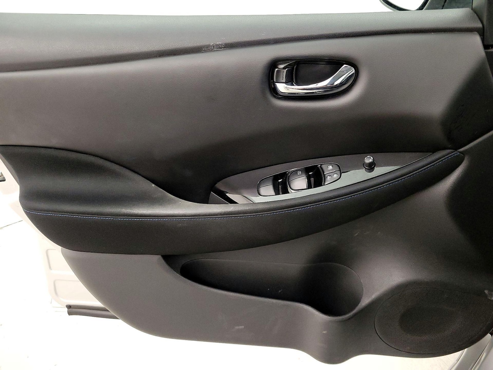 2021 Nissan Leaf SV - Photo 13
