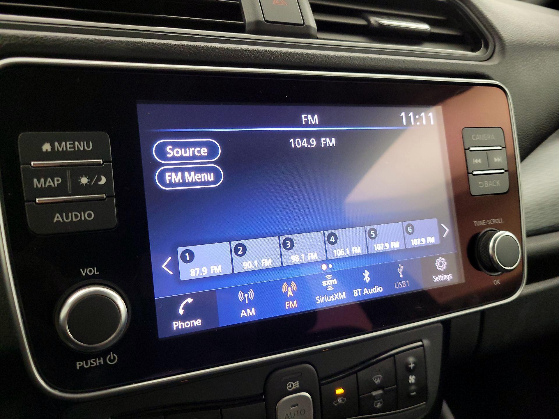 Thumbnail: 2021 Nissan Leaf - 16