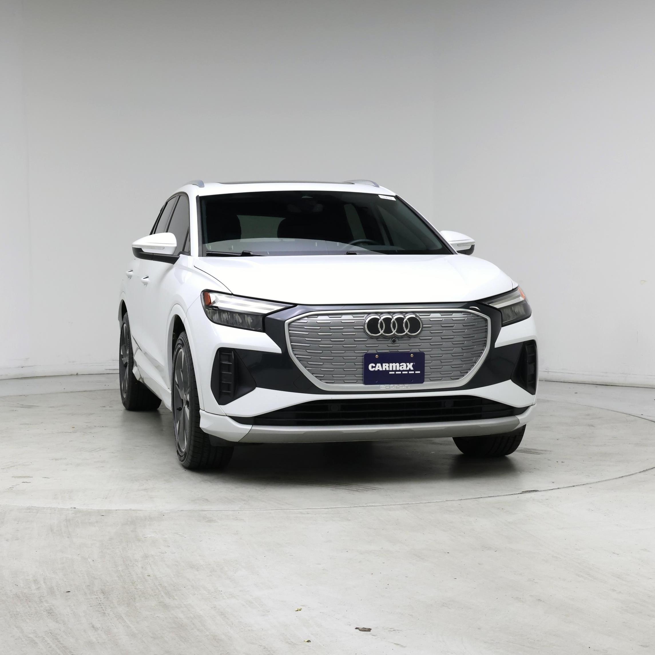 Thumbnail: 2022 Audi Q4 e-tron - 5
