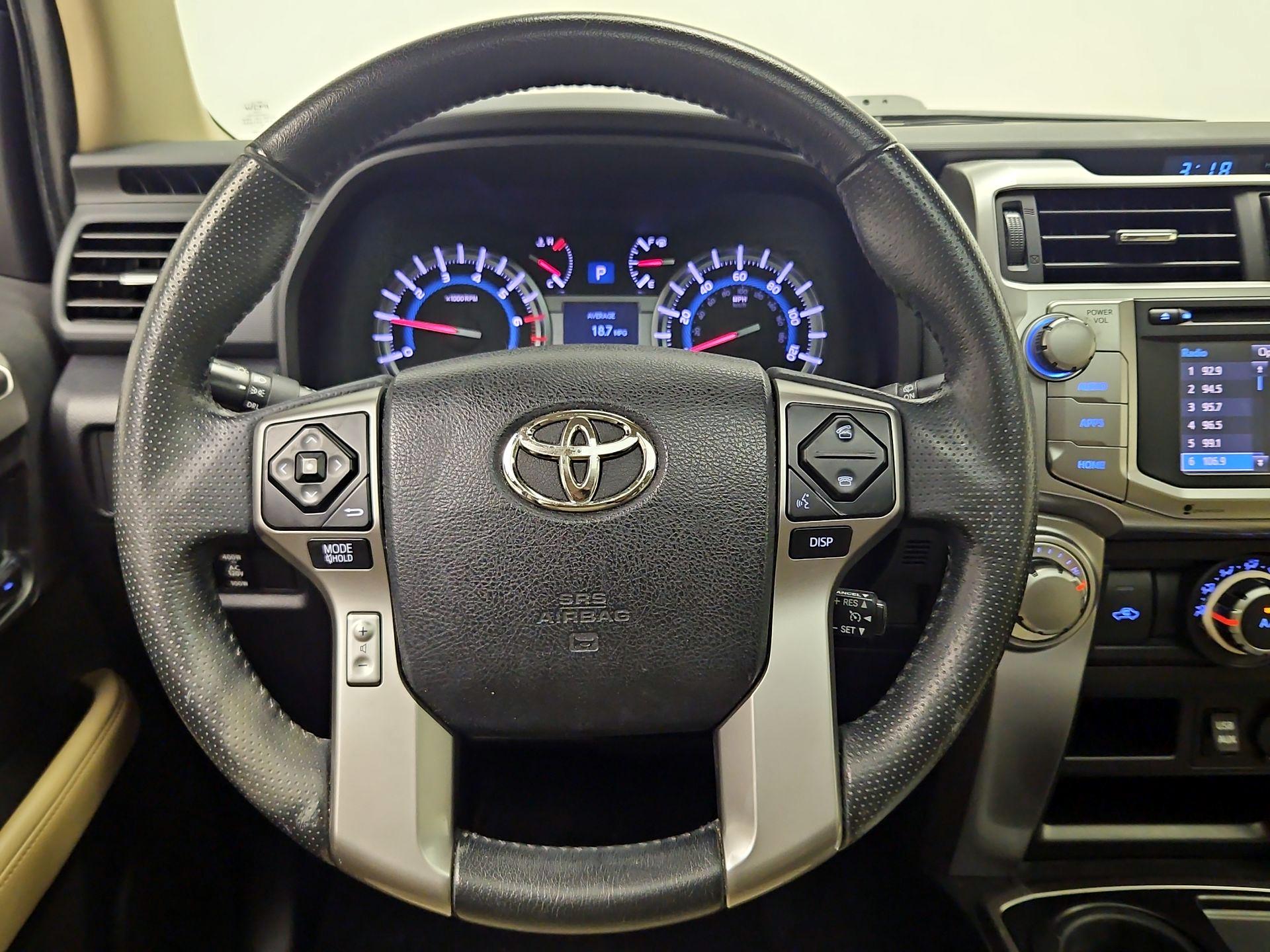 Thumbnail: 2016 Toyota 4Runner - 10