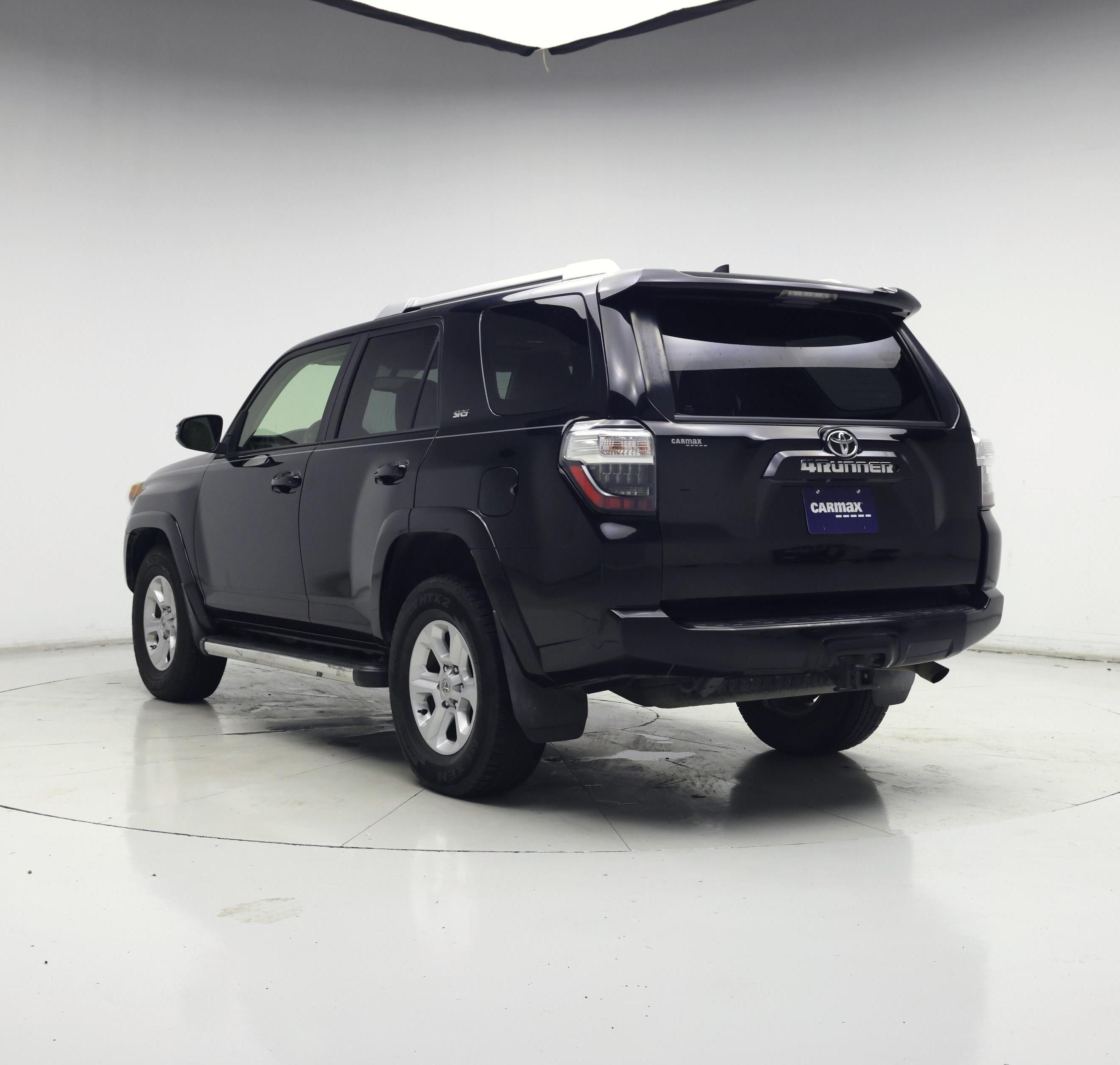 Thumbnail: 2016 Toyota 4Runner - 2