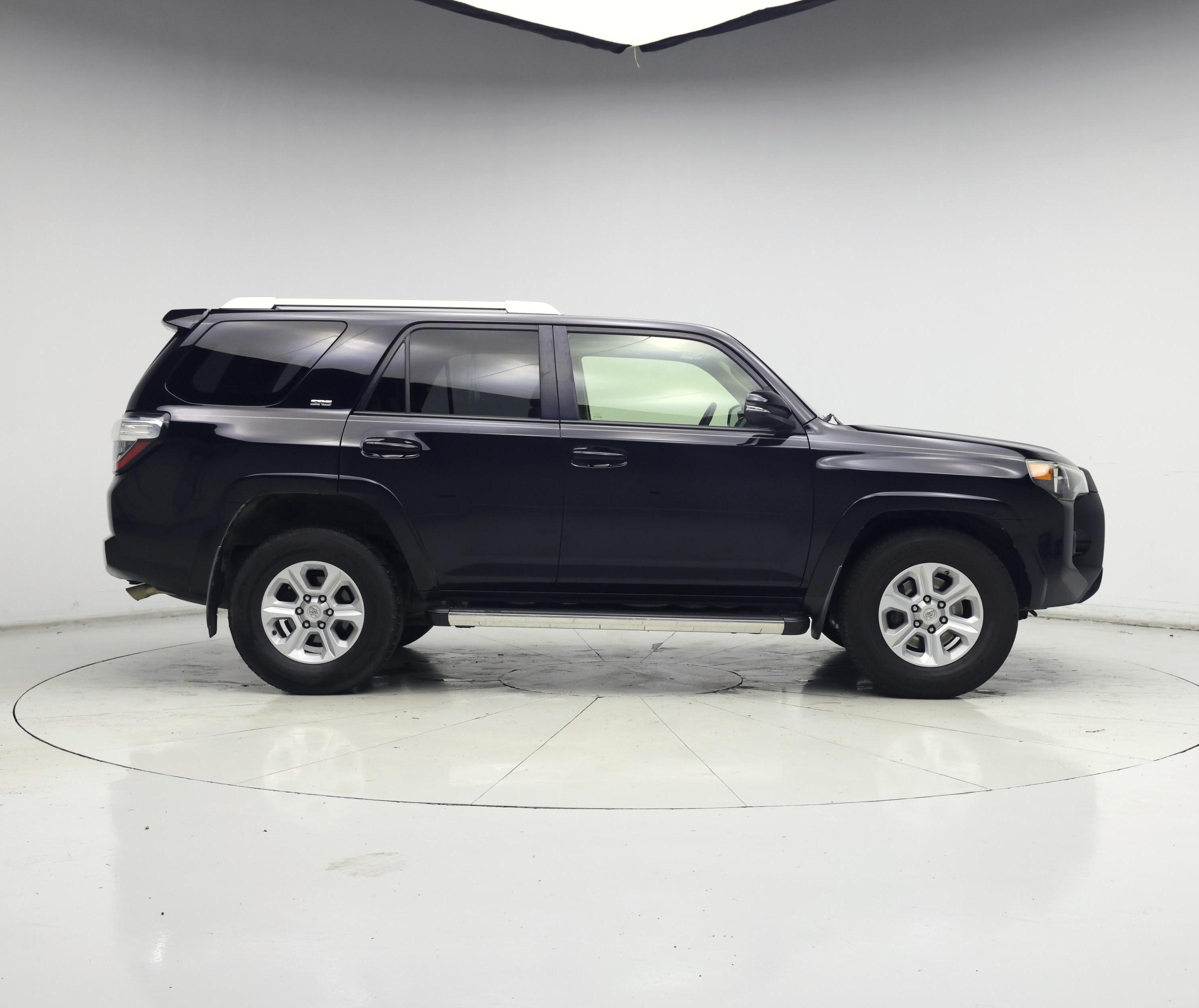Thumbnail: 2016 Toyota 4Runner - 7