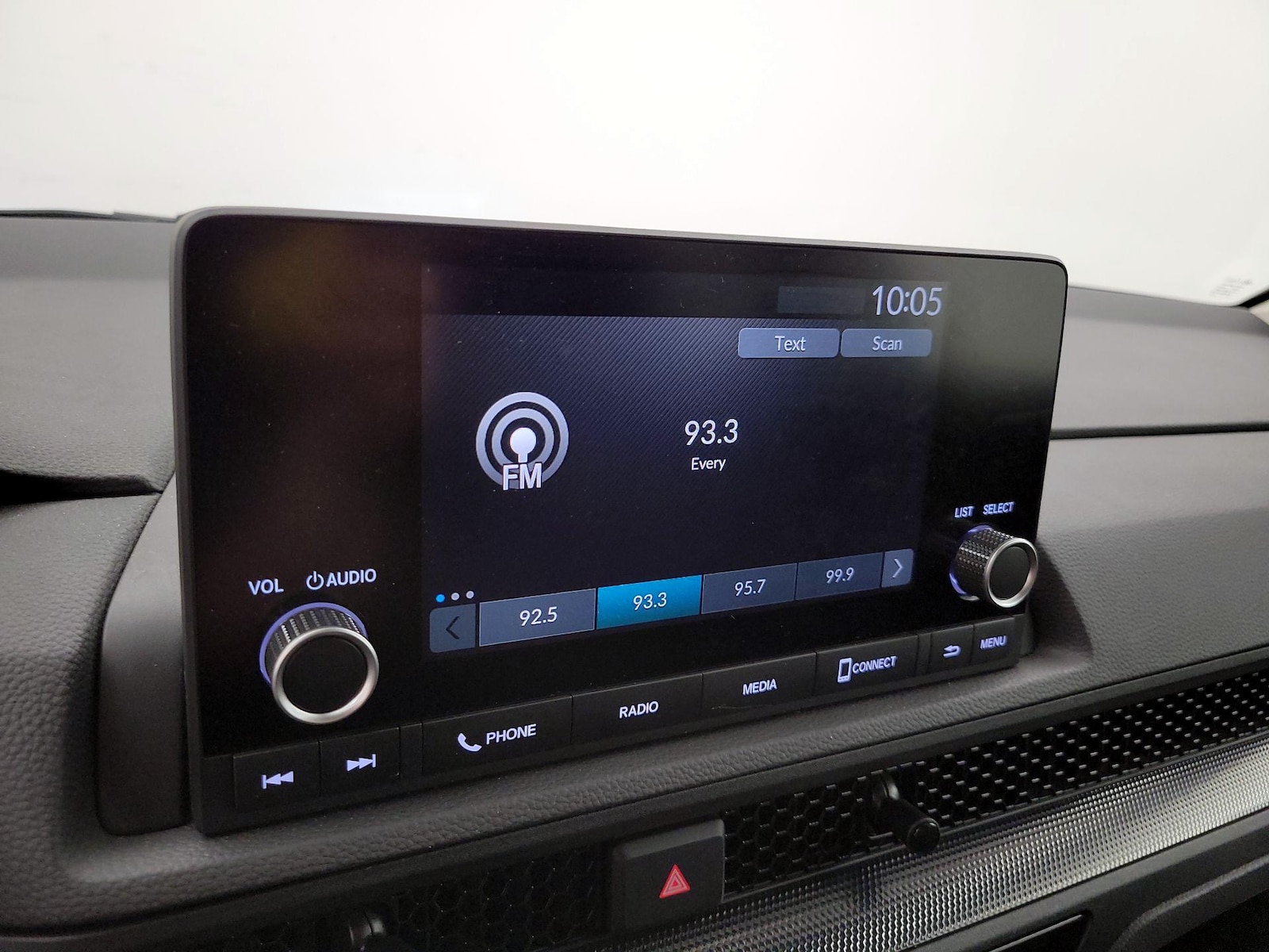 2024 Honda CR-V LX - Photo 16