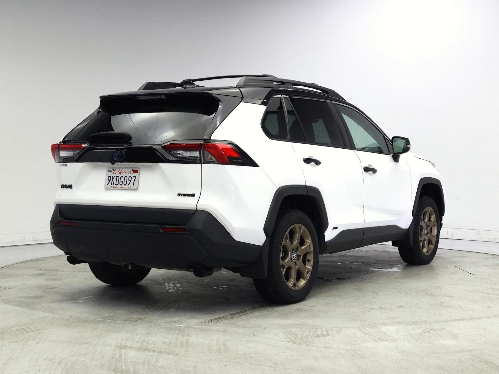 2024 Toyota RAV4 Woodland Edition - Photo 9