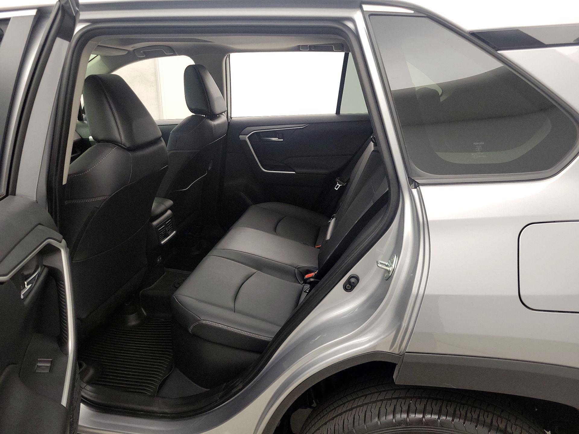 Thumbnail: 2024 Toyota RAV4 - 20