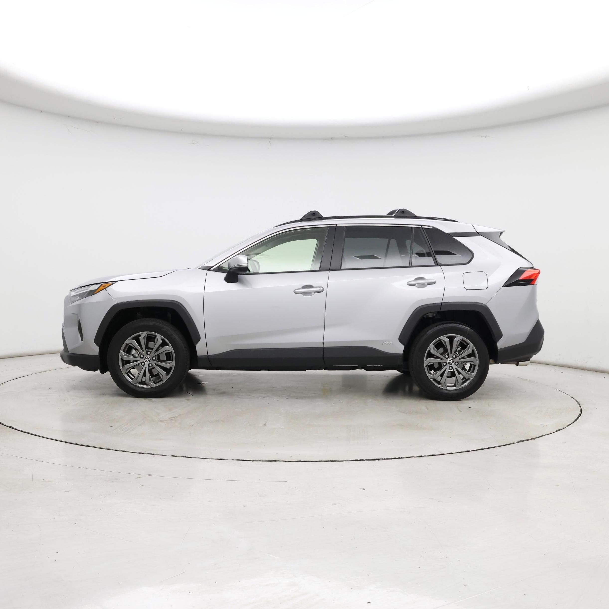 Thumbnail: 2024 Toyota RAV4 - 3