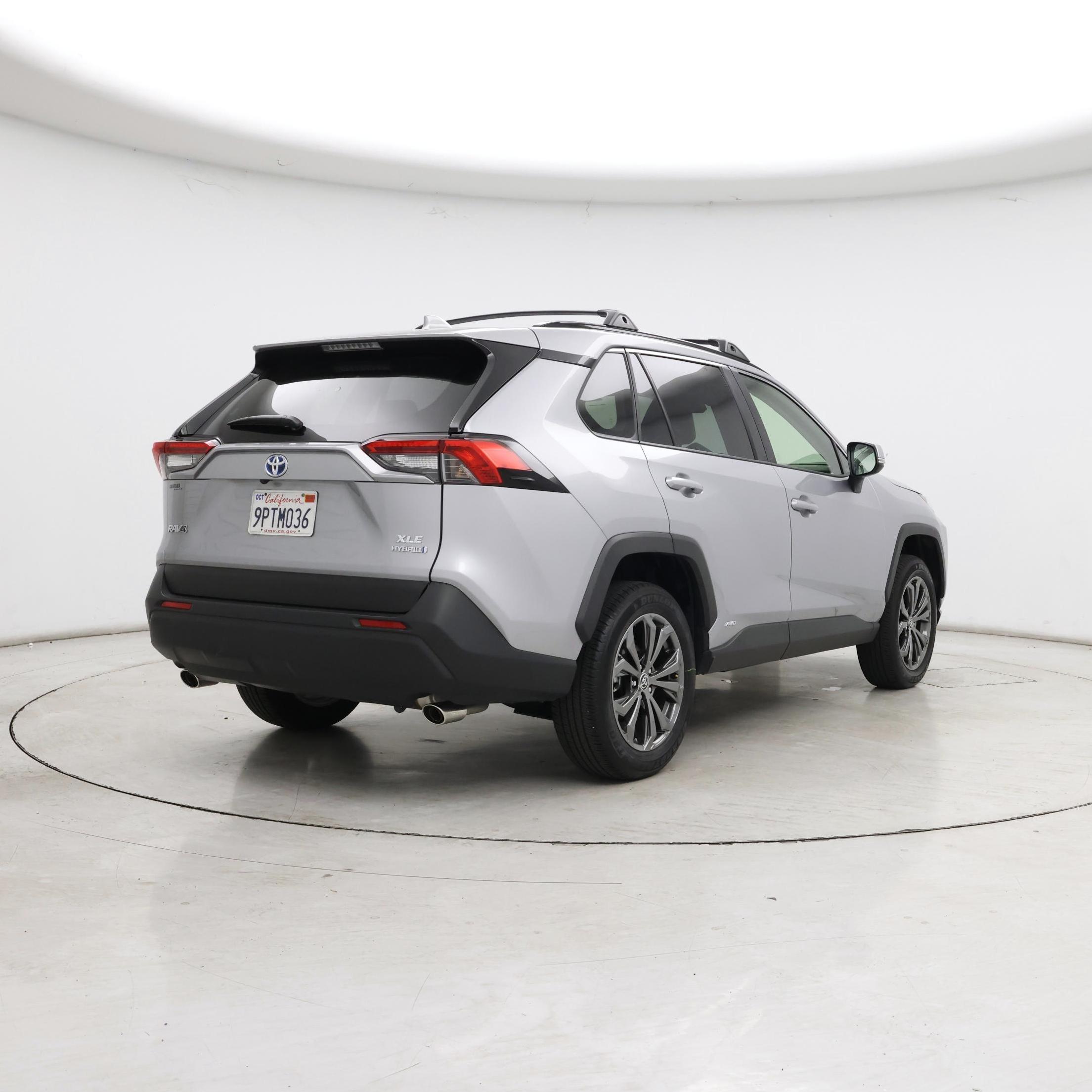 Thumbnail: 2024 Toyota RAV4 - 8