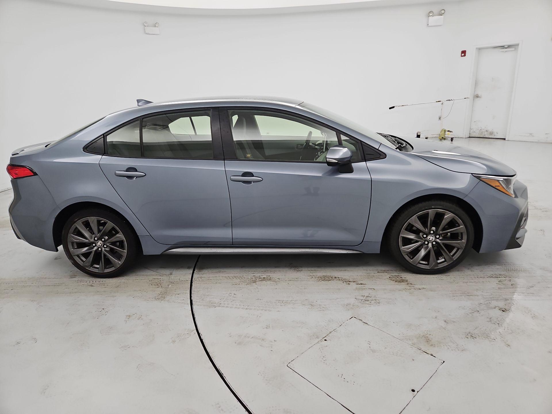 Thumbnail: 2020 Toyota Corolla - 4