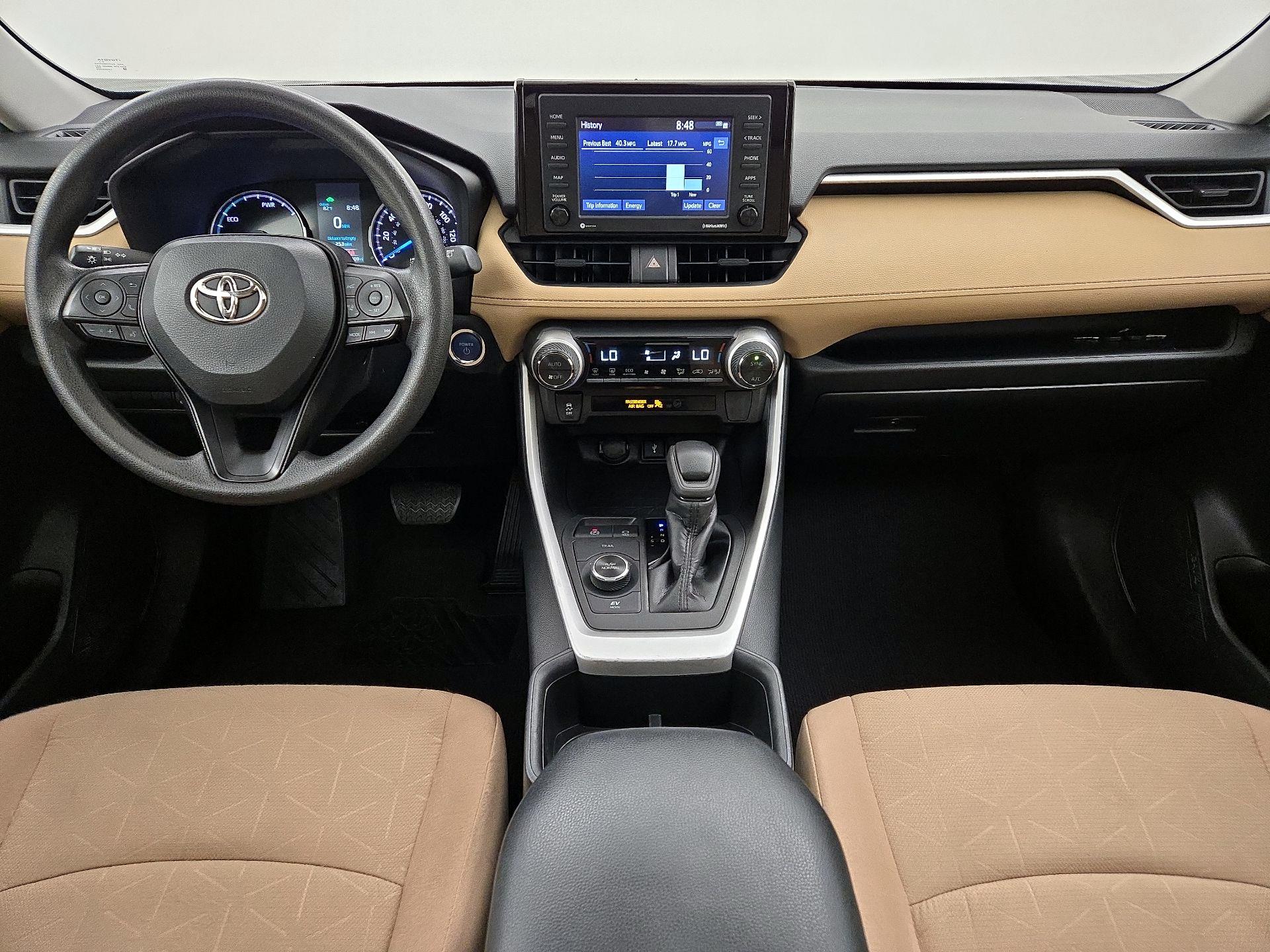 Thumbnail: 2022 Toyota RAV4 - 9