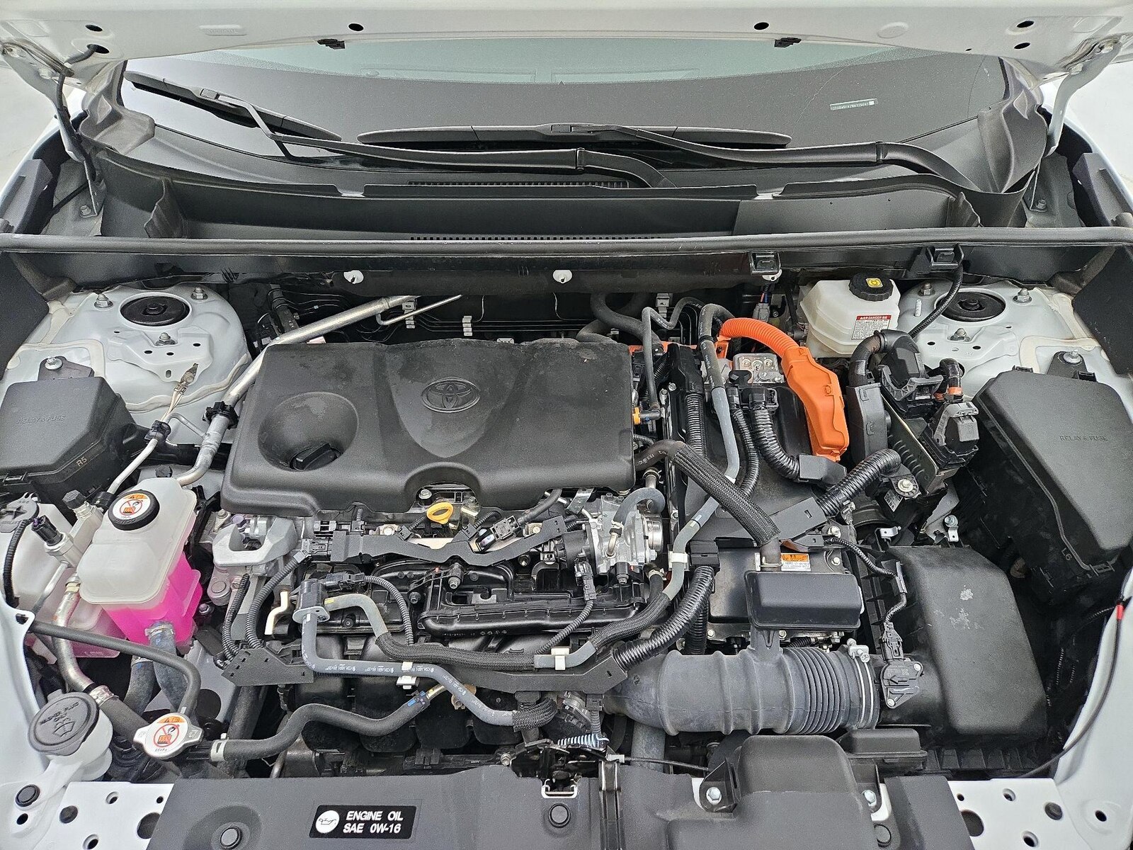 2022 Toyota RAV4 XLE - Photo 23