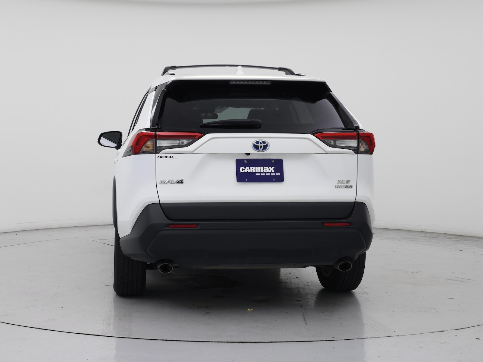 2022 Toyota RAV4 XLE - Photo 7