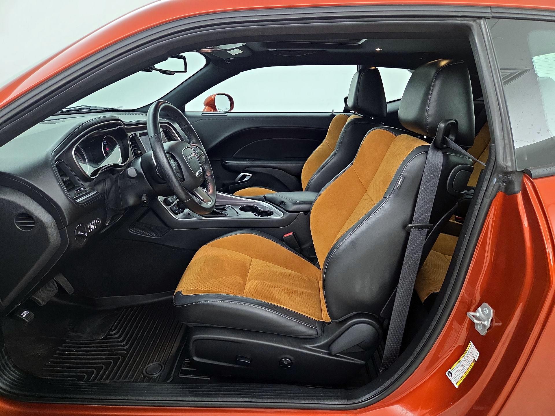 Thumbnail: 2020 Dodge Challenger - 11