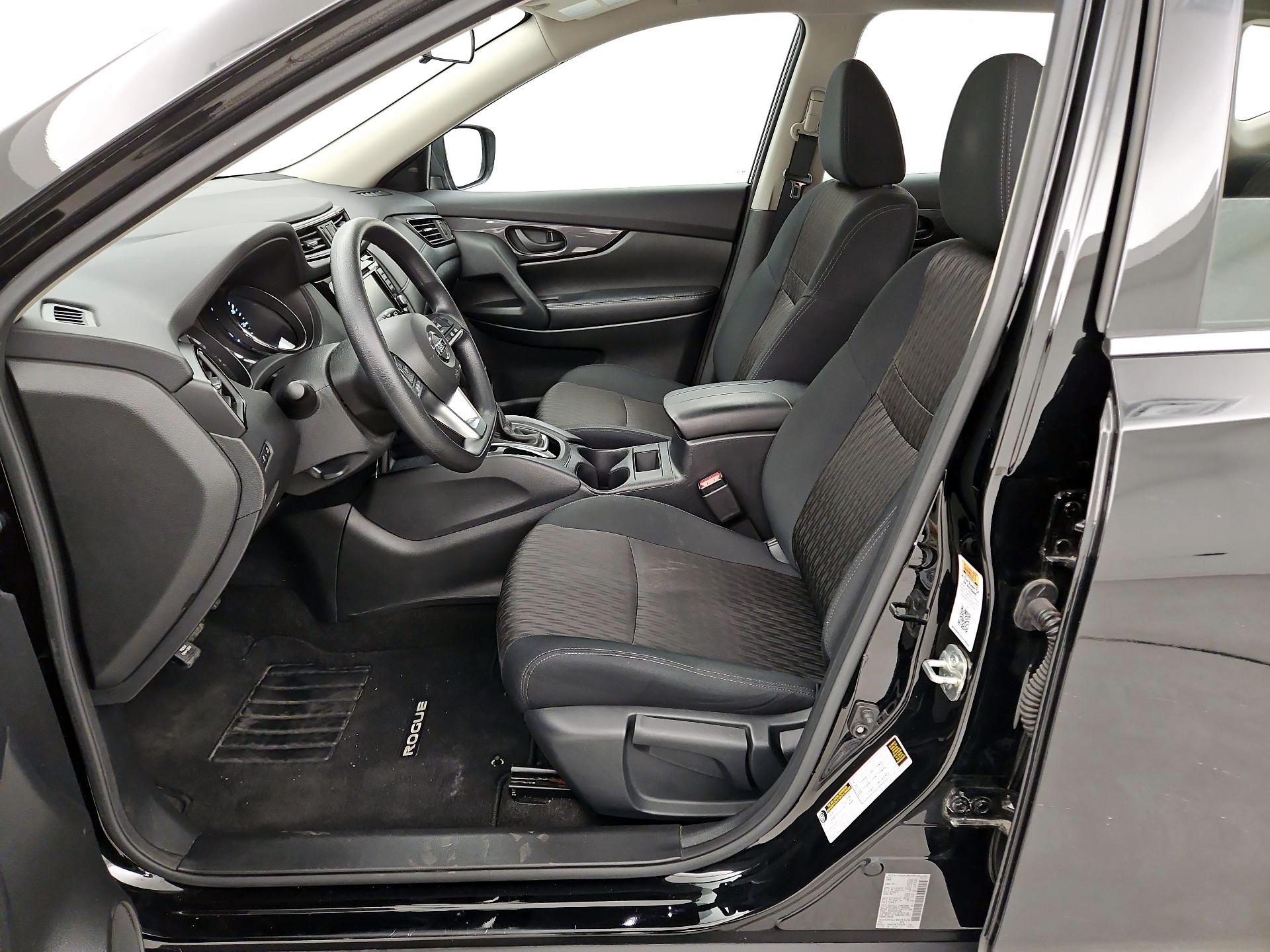Thumbnail: 2020 Nissan Rogue - 11