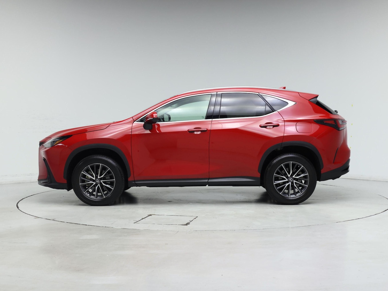2023 Lexus NX 250 - Photo 4